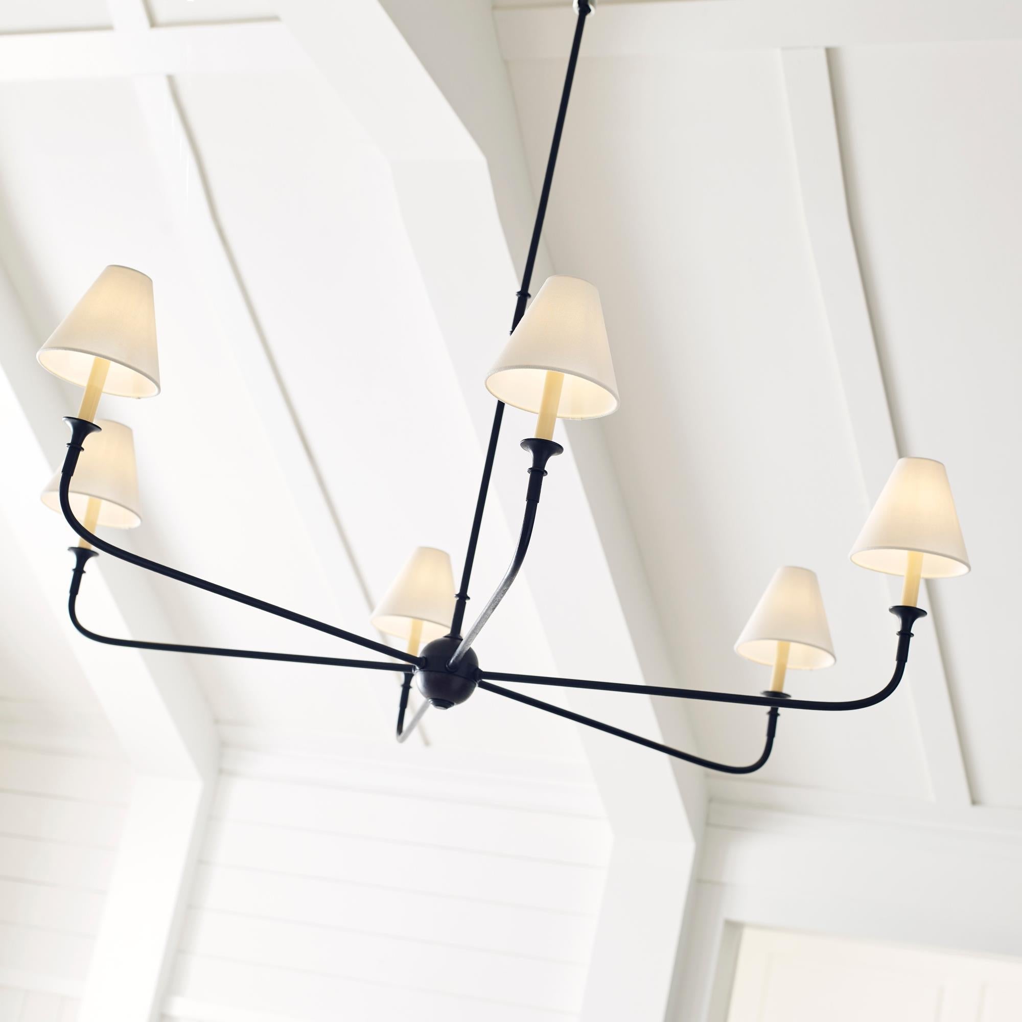 Arthaila Großer Vintage Industrieller Stoff-Kronleuchter-Letslighting