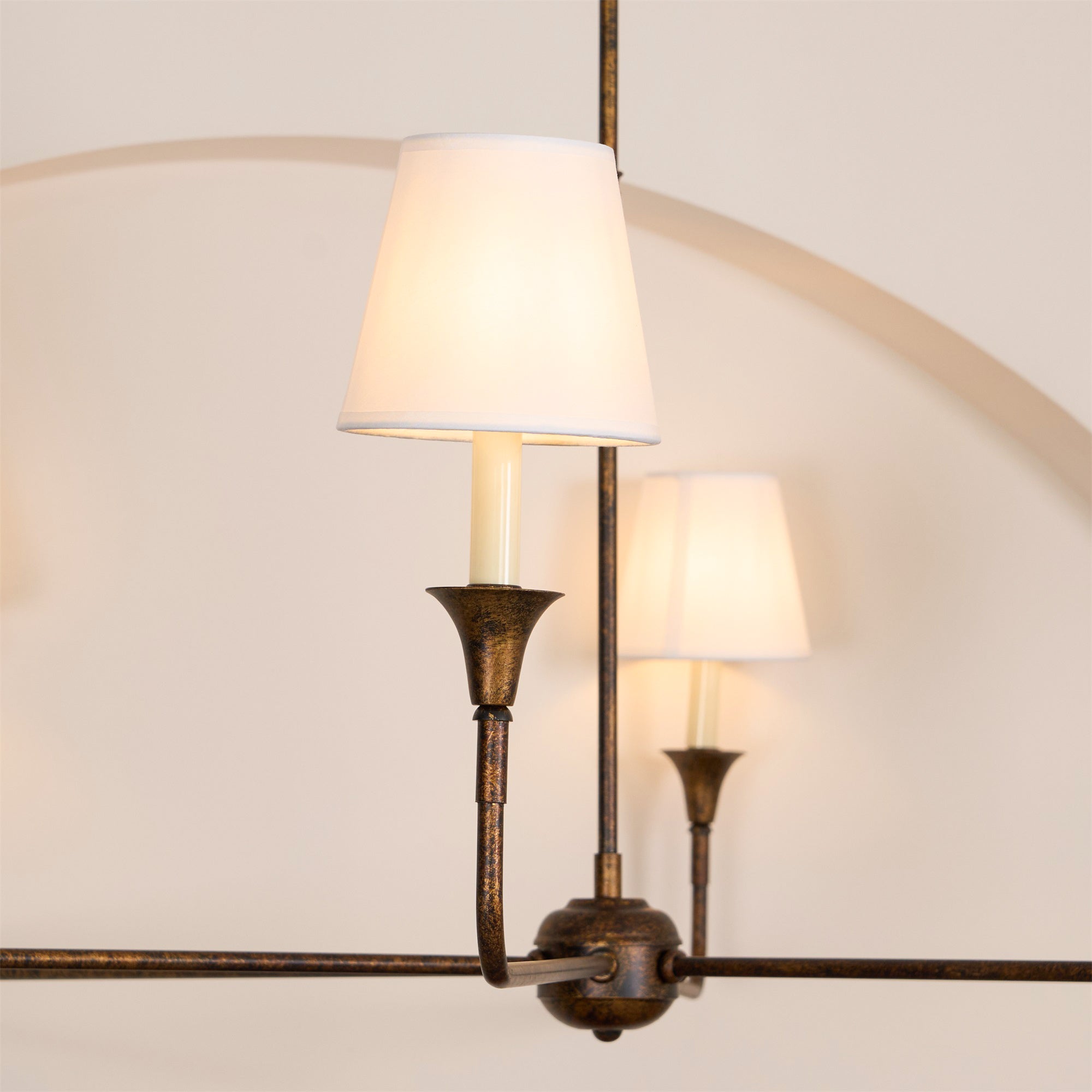 Lustra Pendelleuchte Schwarz Kerzenform Zulaufend-Letslighting