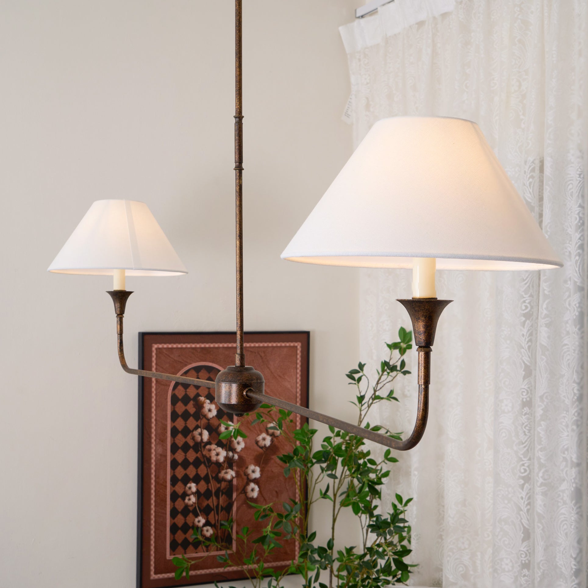 Norli Moderner linearer LED-Kronleuchter aus Metall