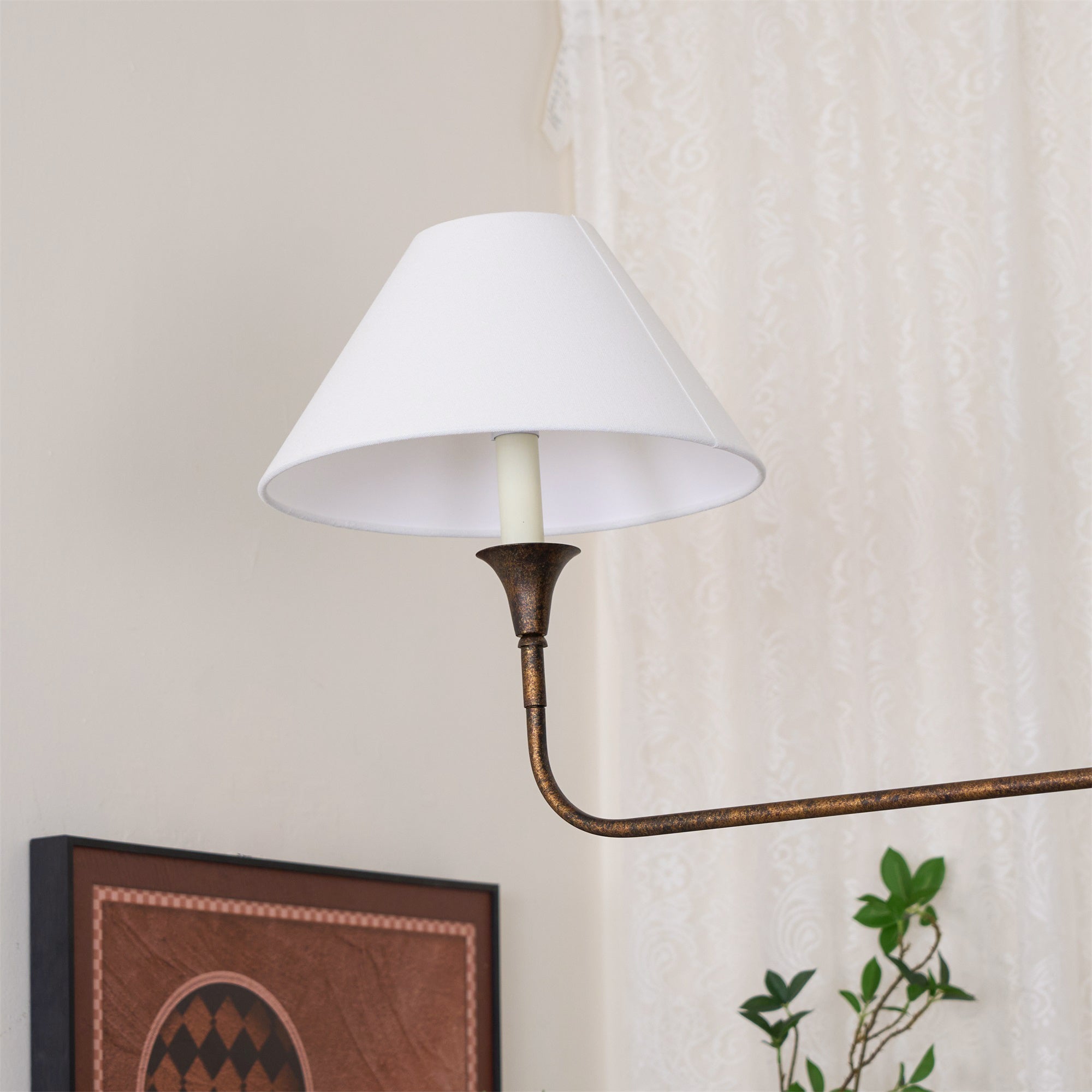 Norli Moderner linearer LED-Kronleuchter aus Metall