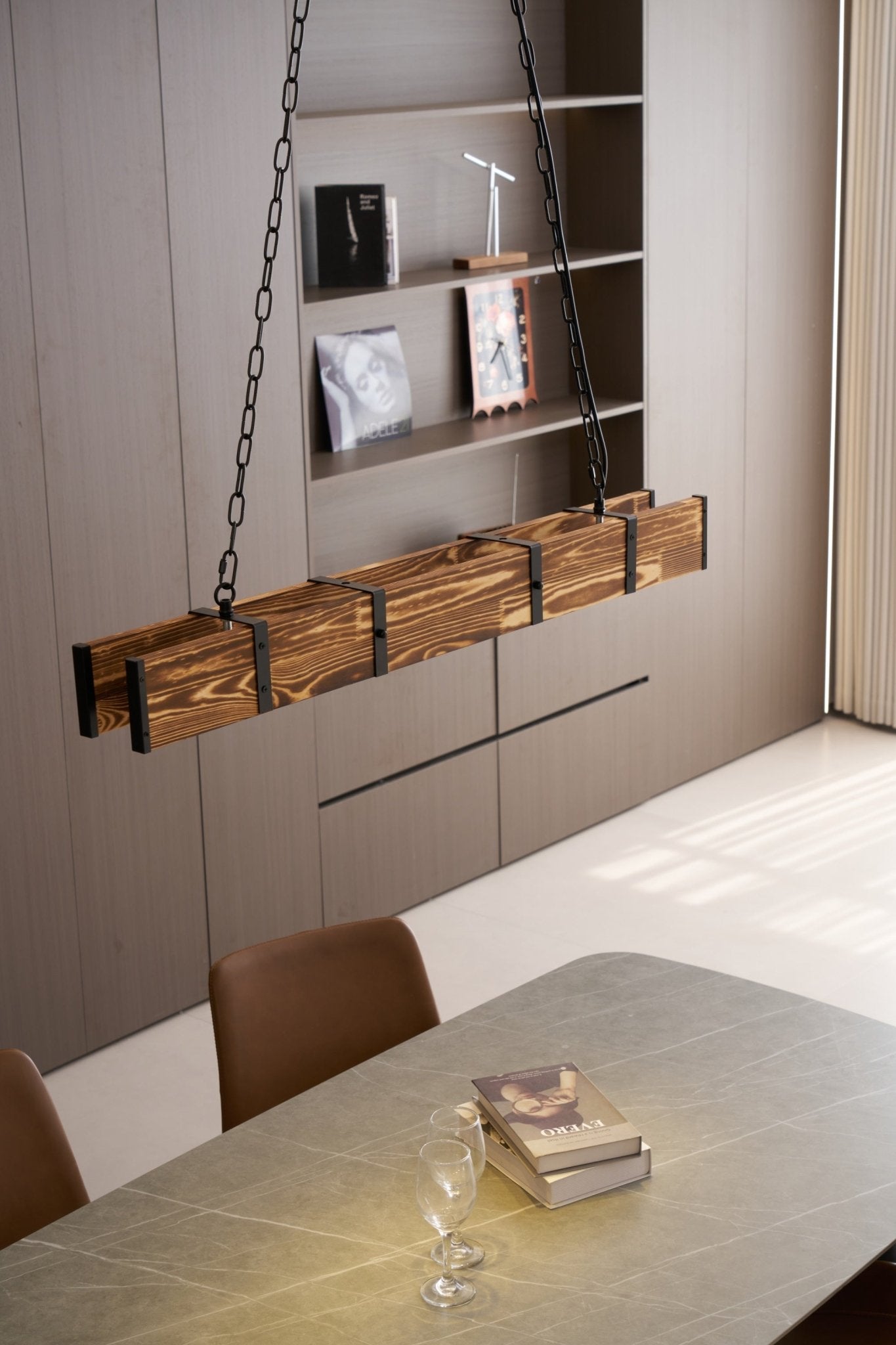Lustra Kronleuchter Pleva Linear Naturholz-Letslighting