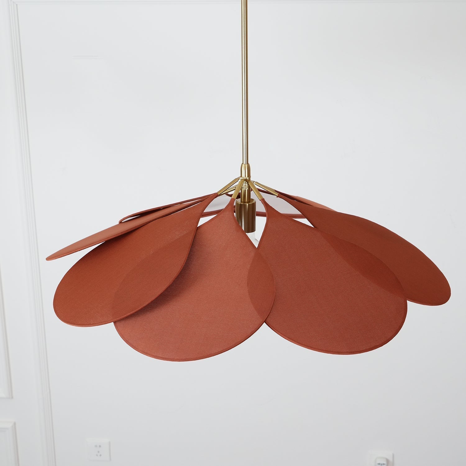 Precieuse Petals Pendant Lamp - Blowlighting