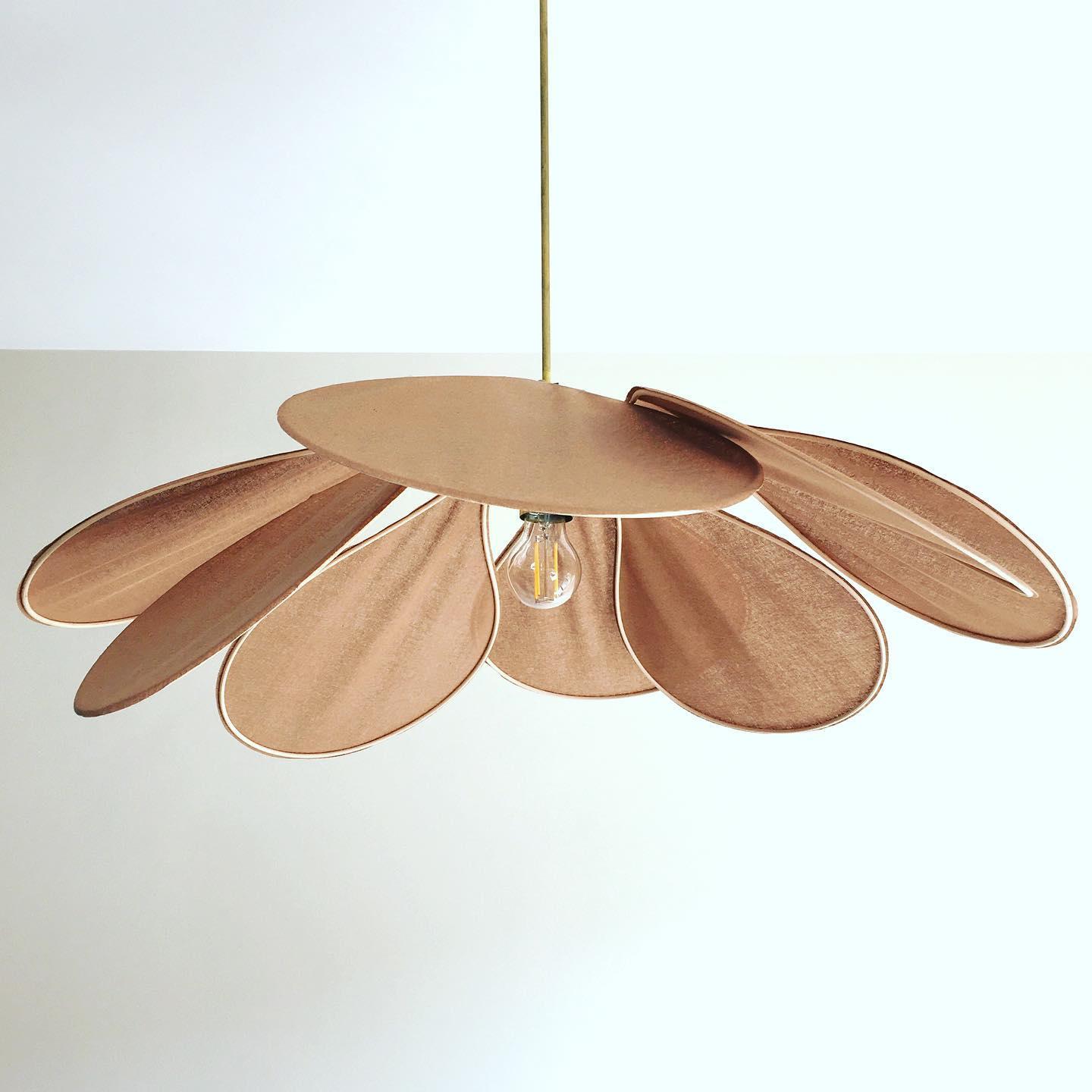 Precieuse Petals Pendant Lamp - Blowlighting