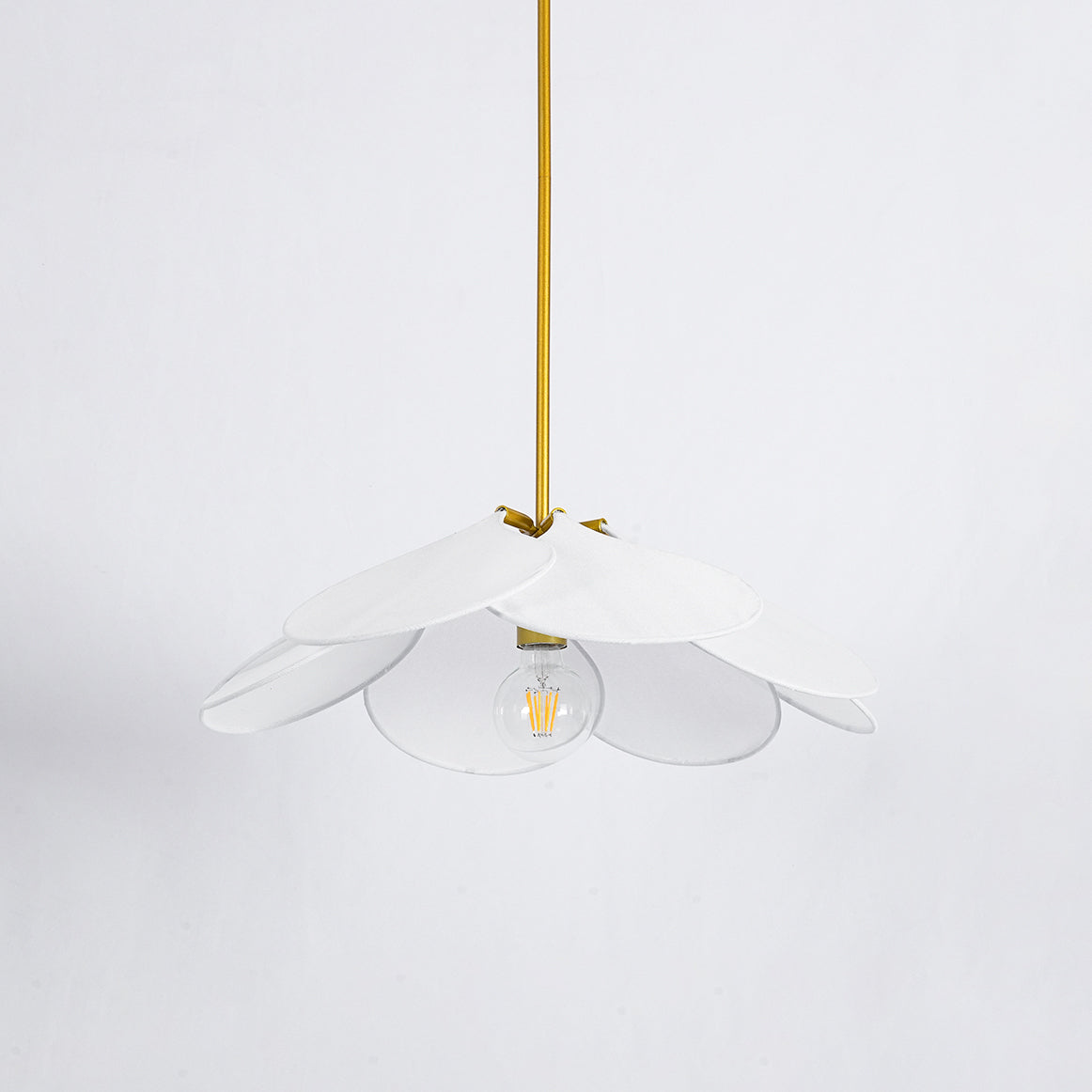 Precieuse Petals Pendant Lamp - Blowlighting