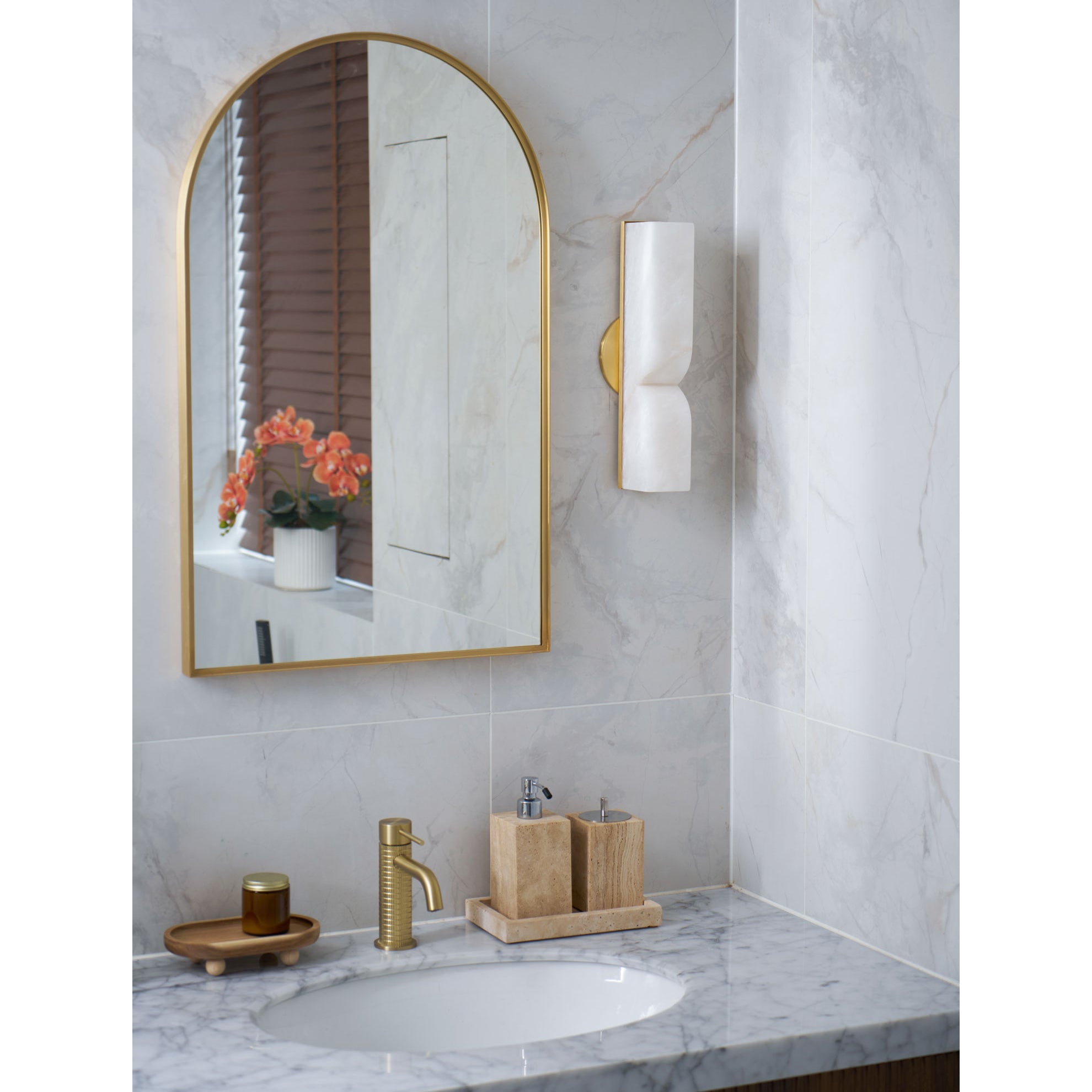 Lyvenisra Modern Minimalist Rectangular Alabaster Wall Lamp - Letslighting