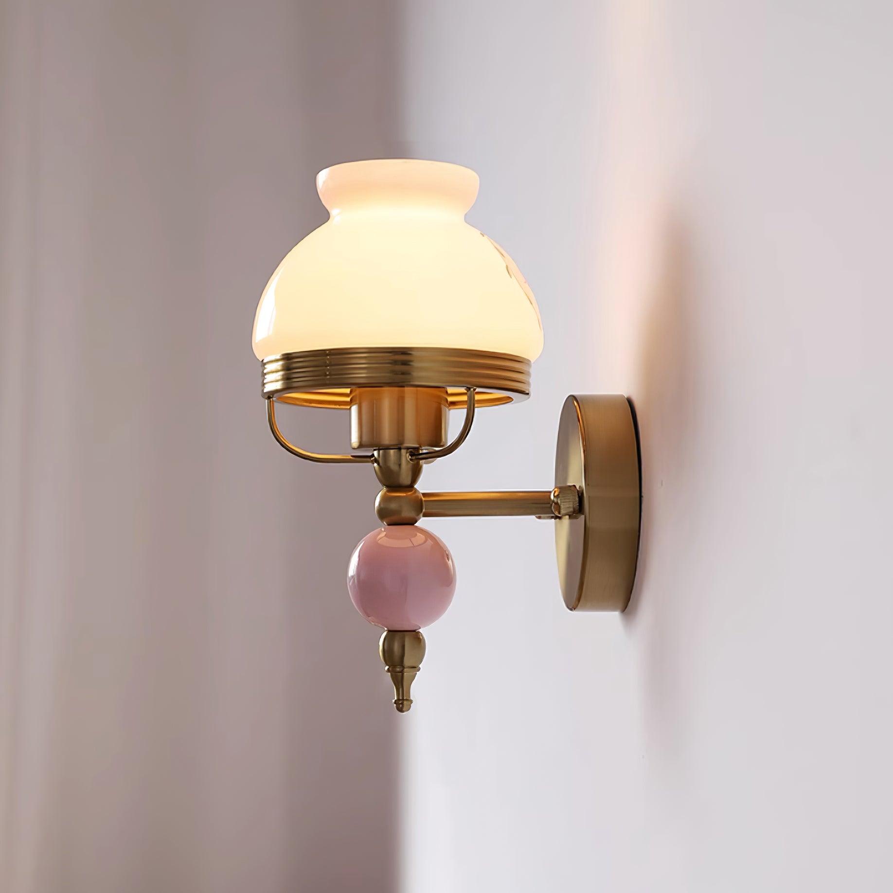 Wren Moderne Wandleuchte aus Glas und Metall-Letslighting