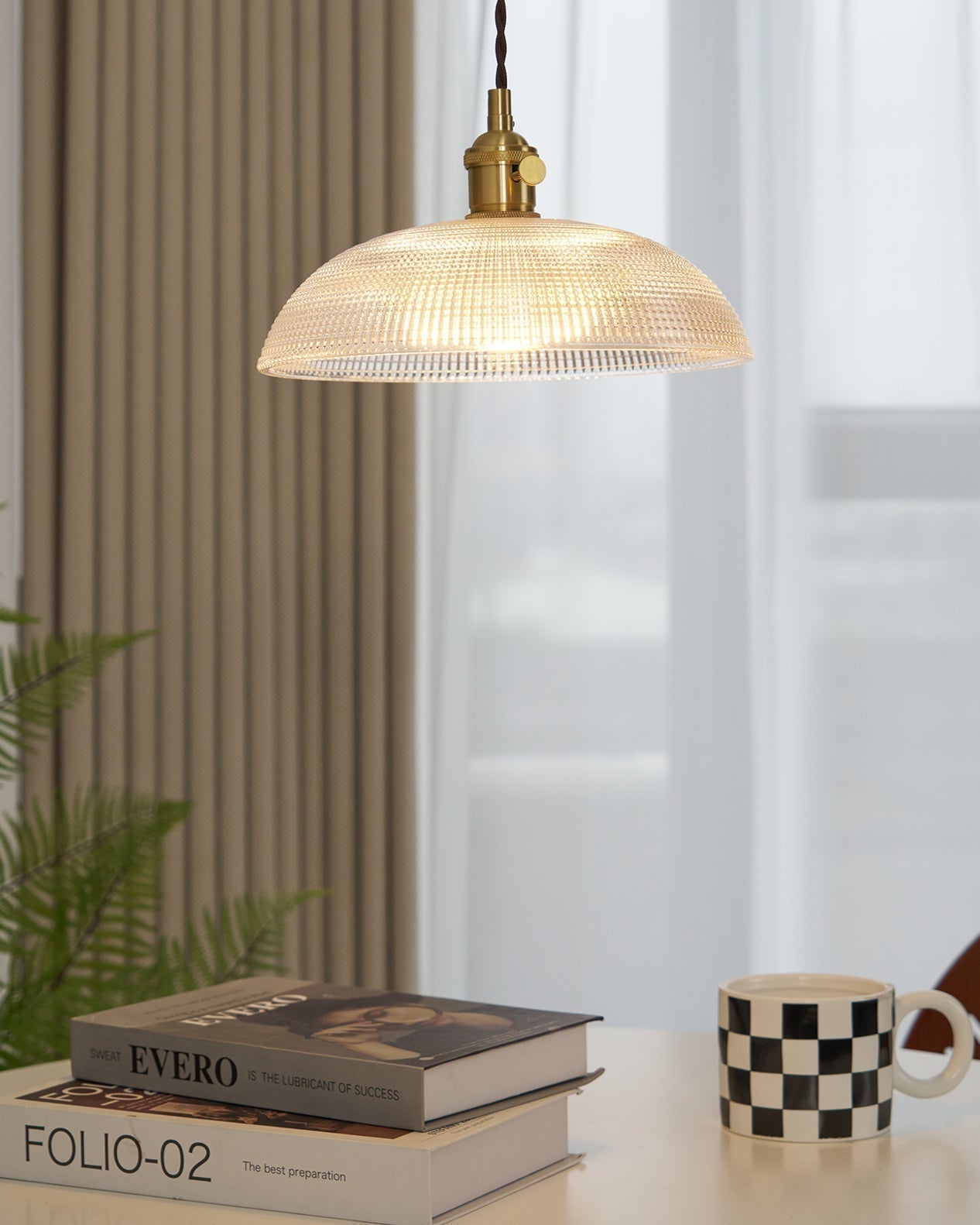Ribbed Spiral Pendant Light - Blowlighting