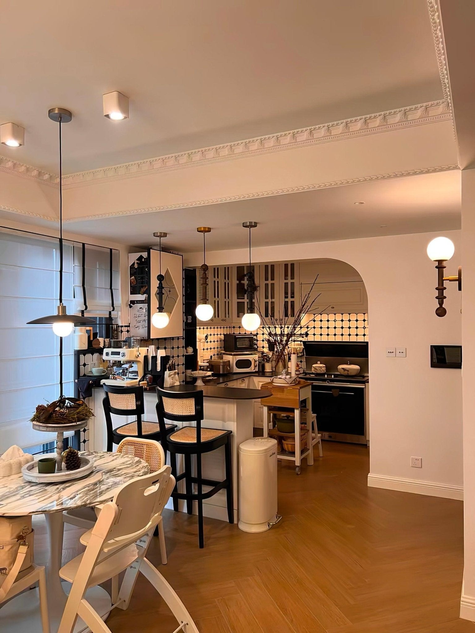 Vesera Industrielle Pendelleuchte aus Holz-Letslighting