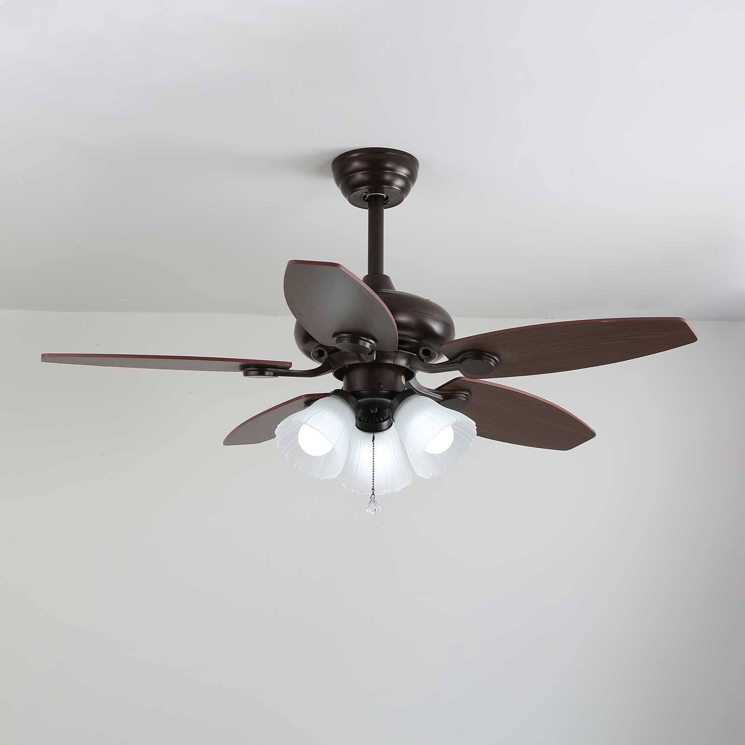 Florence Ventilatorleuchte in einem modern-vintage Interieur