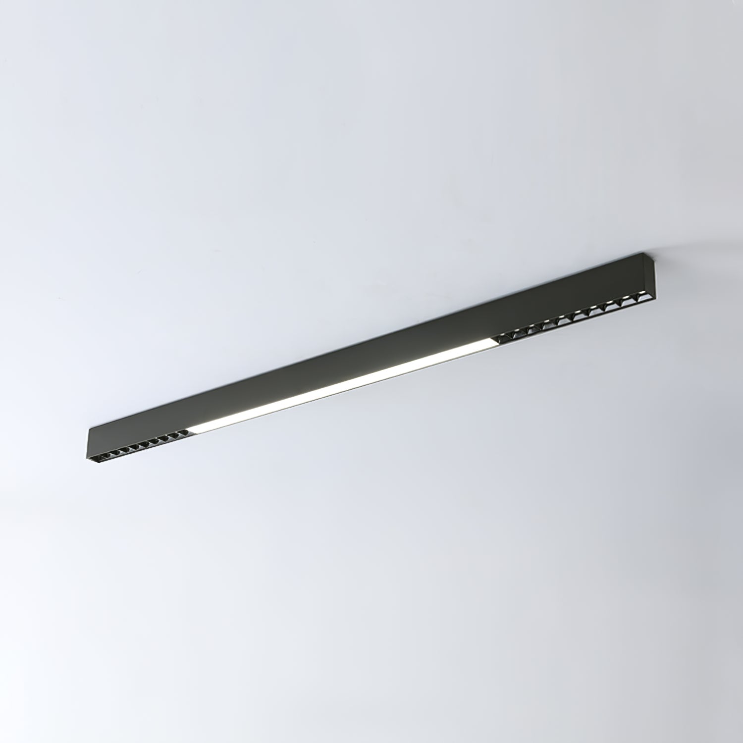 Line Moderne Deckenleuchte aus Aluminium-Letslighting