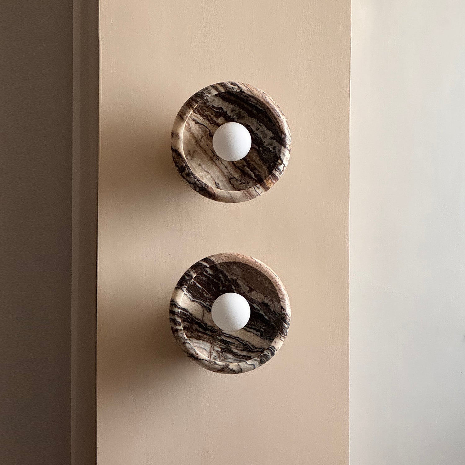 Onvix Wandleuchte aus Natur-Onyx-Letslighting