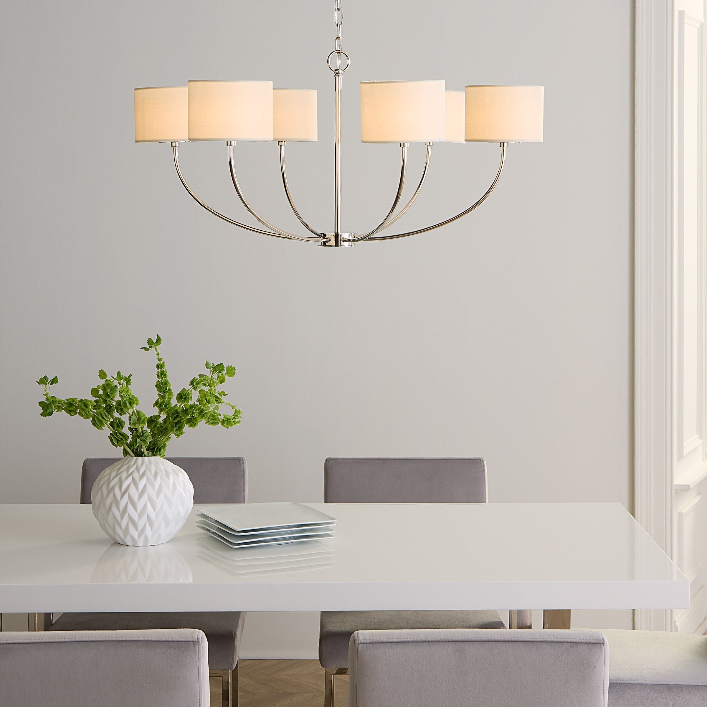 Mycaren Industrieller Vintage Kronleuchter aus Messing mit Stoffbezug-Letslighting