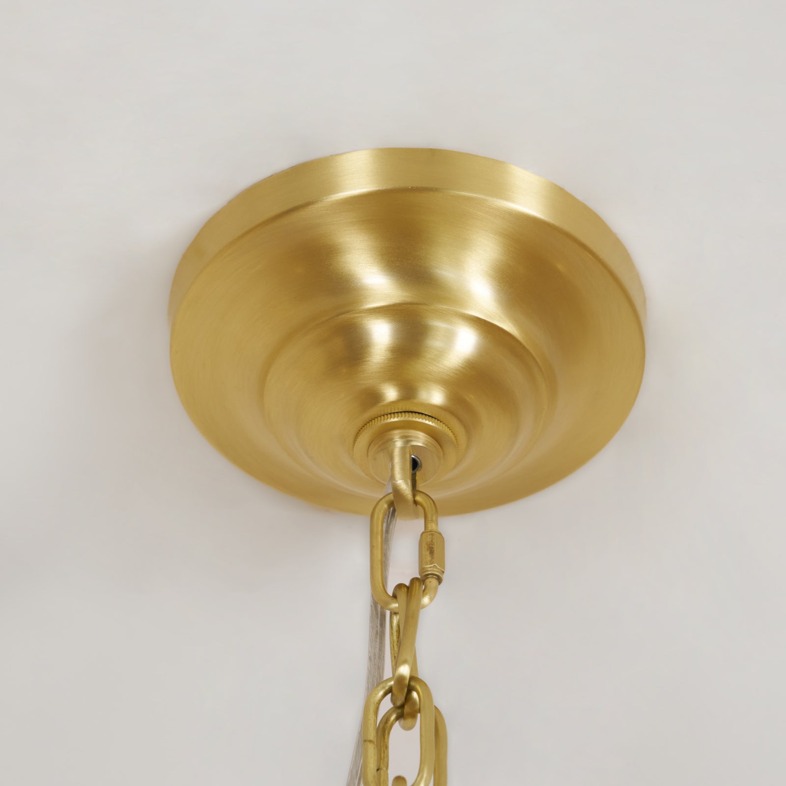 Alfred Kronleuchter im Kerzenstil im Landhausstil