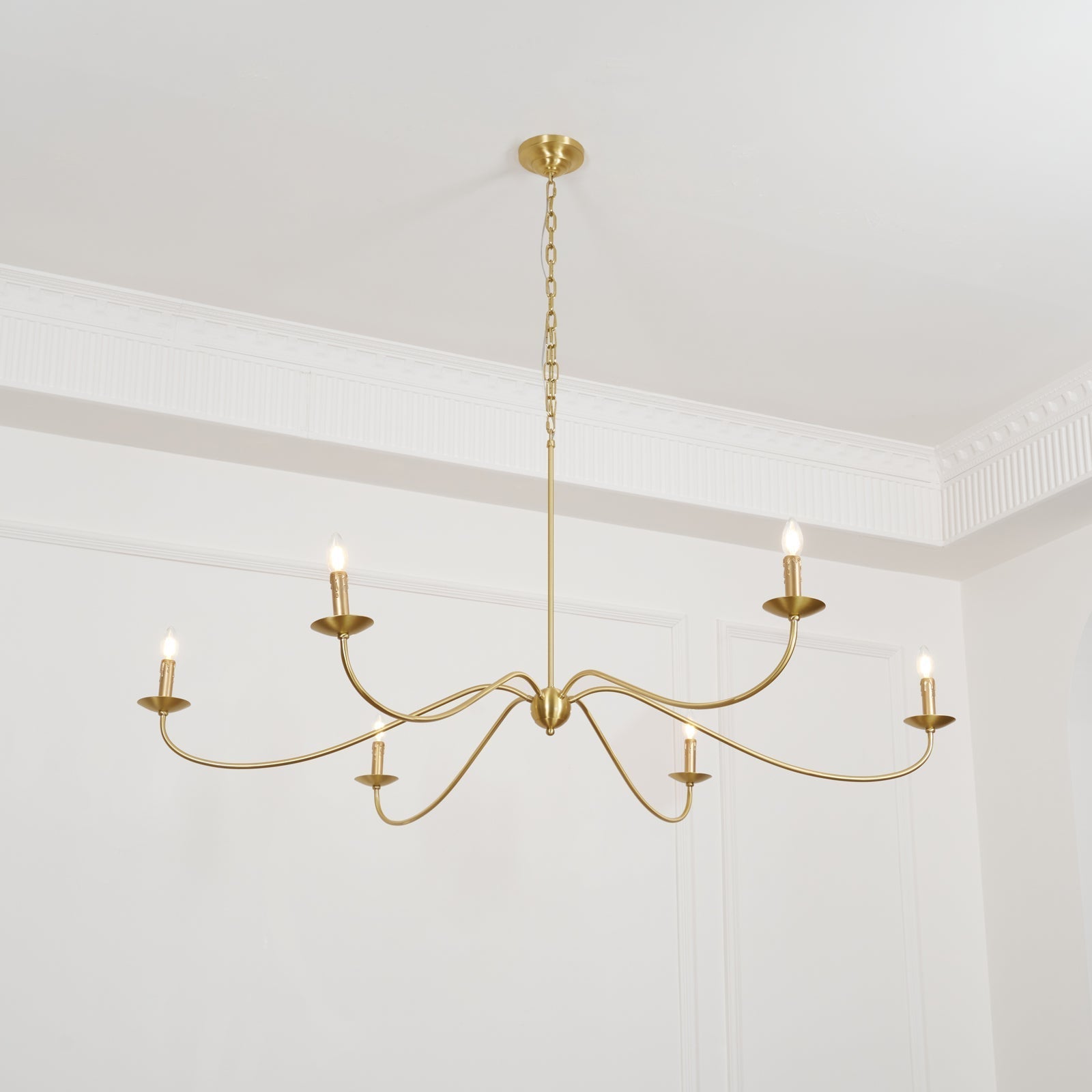 Alfred Kronleuchter im Kerzenstil im Landhausstil