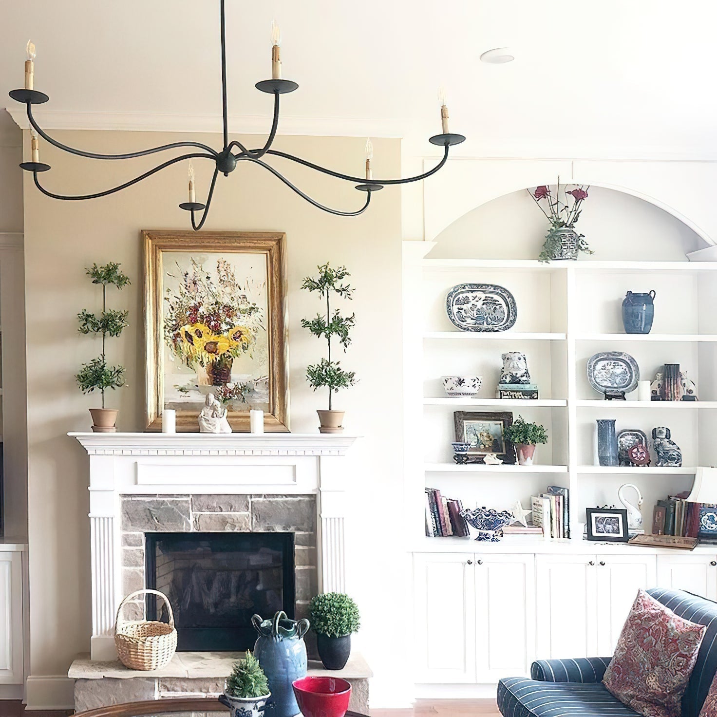 Alfred Kronleuchter im Kerzenstil im Landhausstil