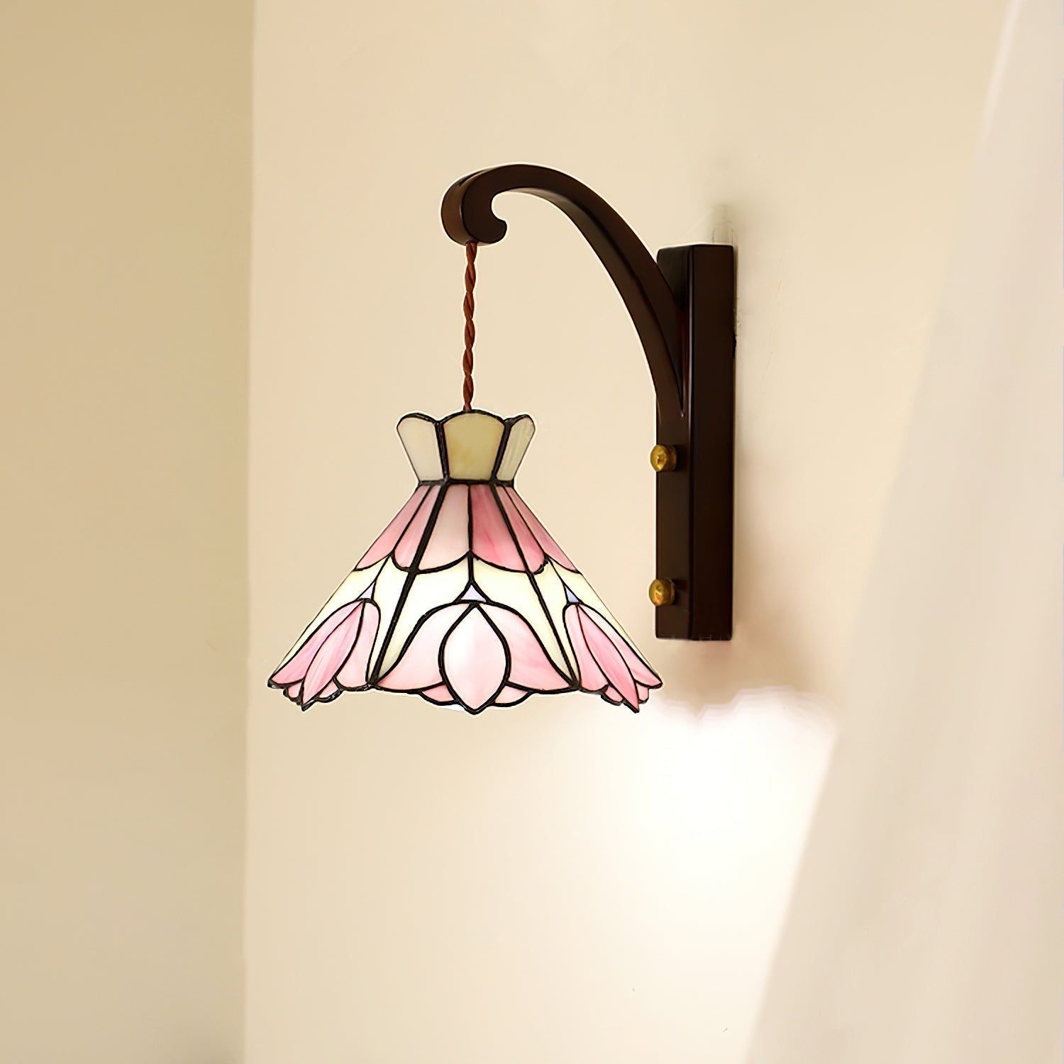 Wandleuchte Holz Körper Tiffany Glas Schirm Rosa Florale Vintage Kunst-Letslighting