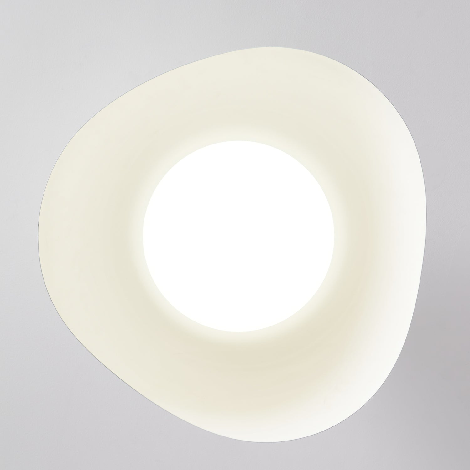 Serene Wave Ceiling Light - Blowlighting