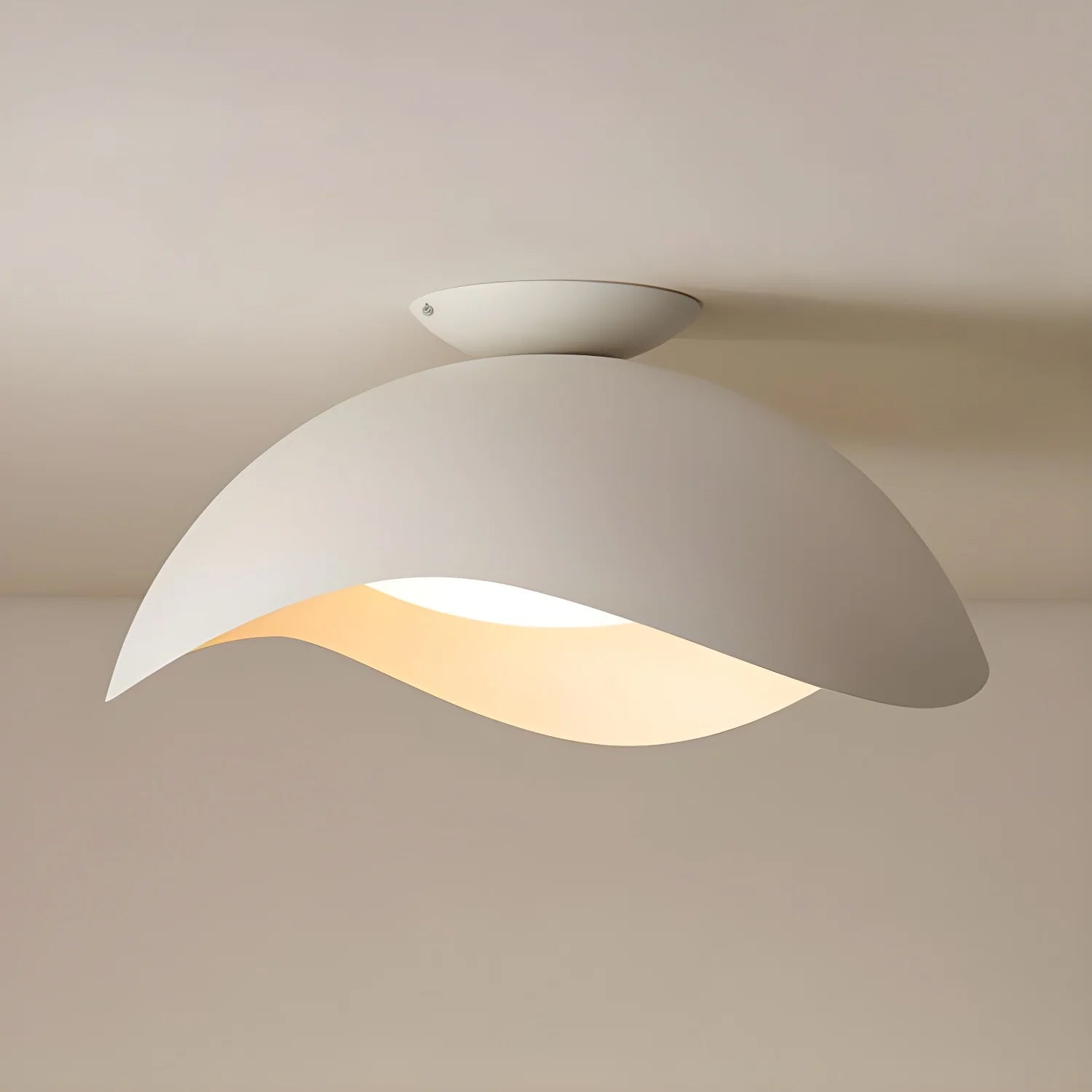 Serene Wave Ceiling Light - Blowlighting