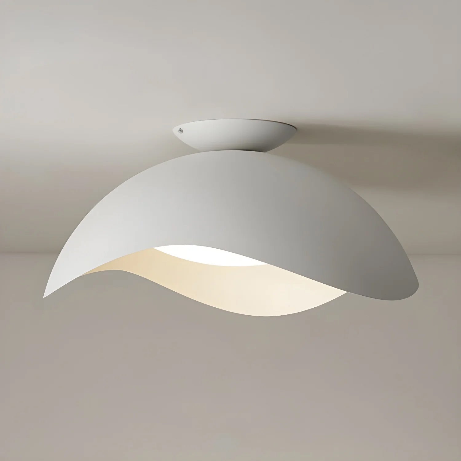 Serene Wave Ceiling Light - Blowlighting