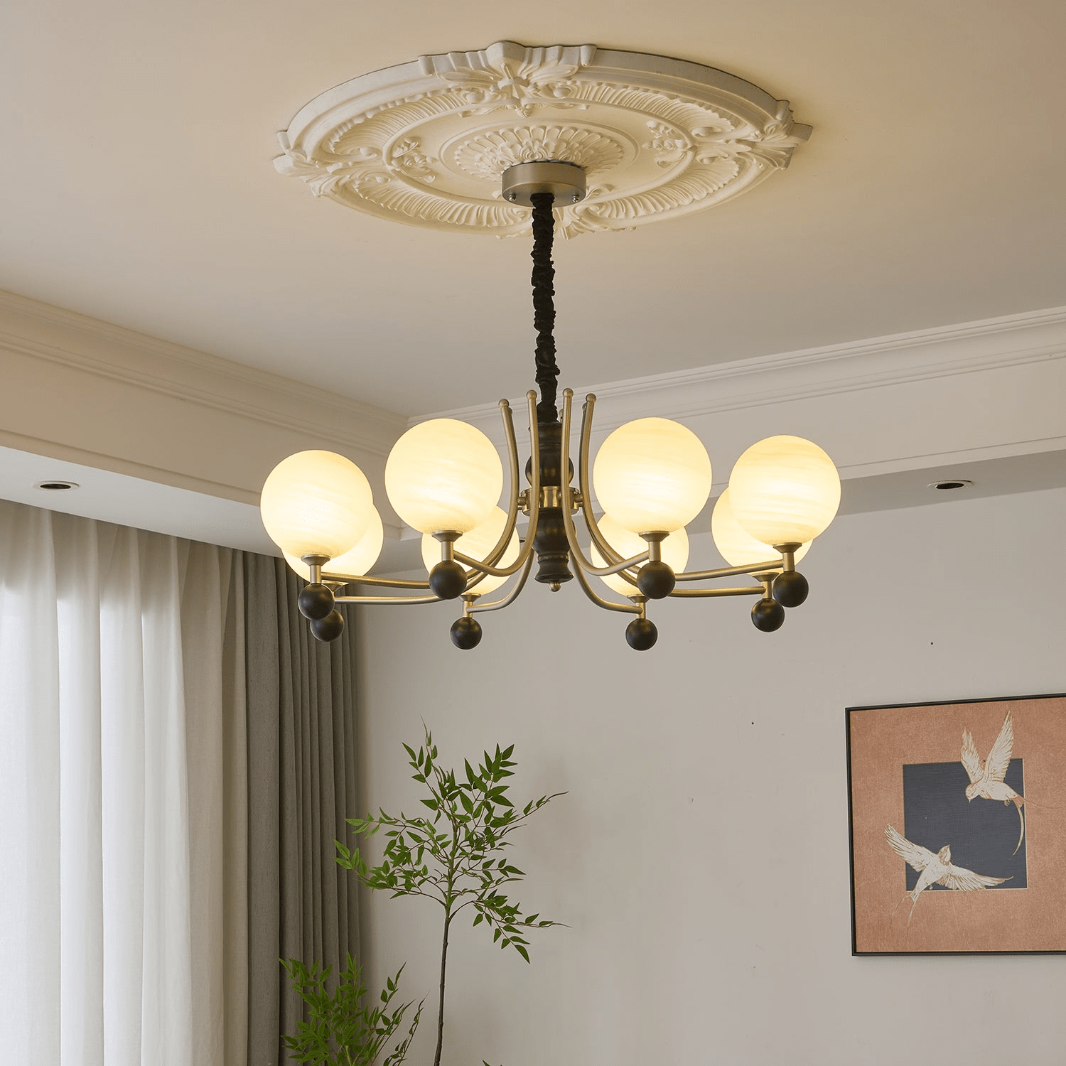 Serenus Traditioneller Kugel-Holz-Kronleuchter-Letslighting