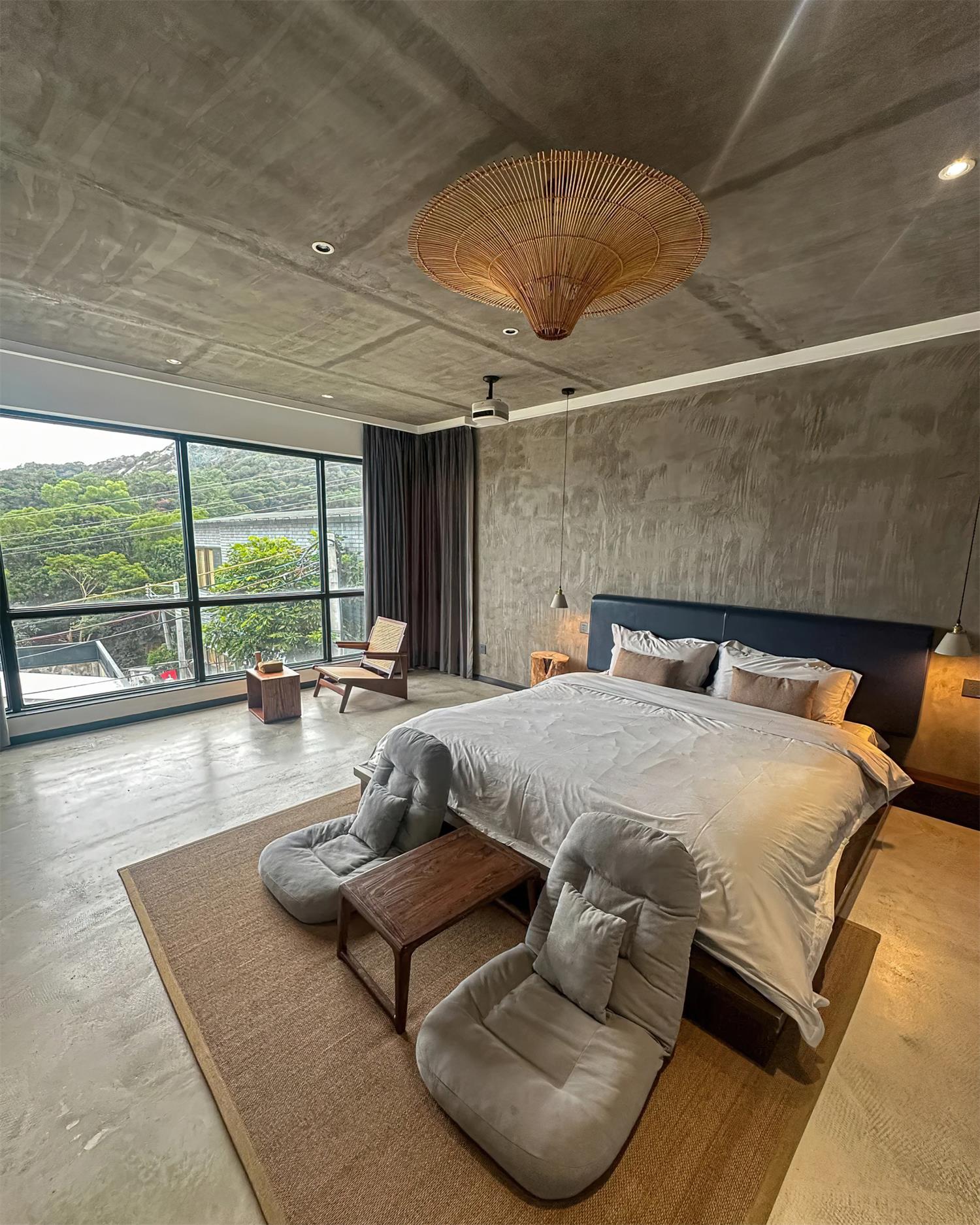 Juvia Pendelleuchte Rattan Natur Handgeflochten Breiter Schirm-Letslighting