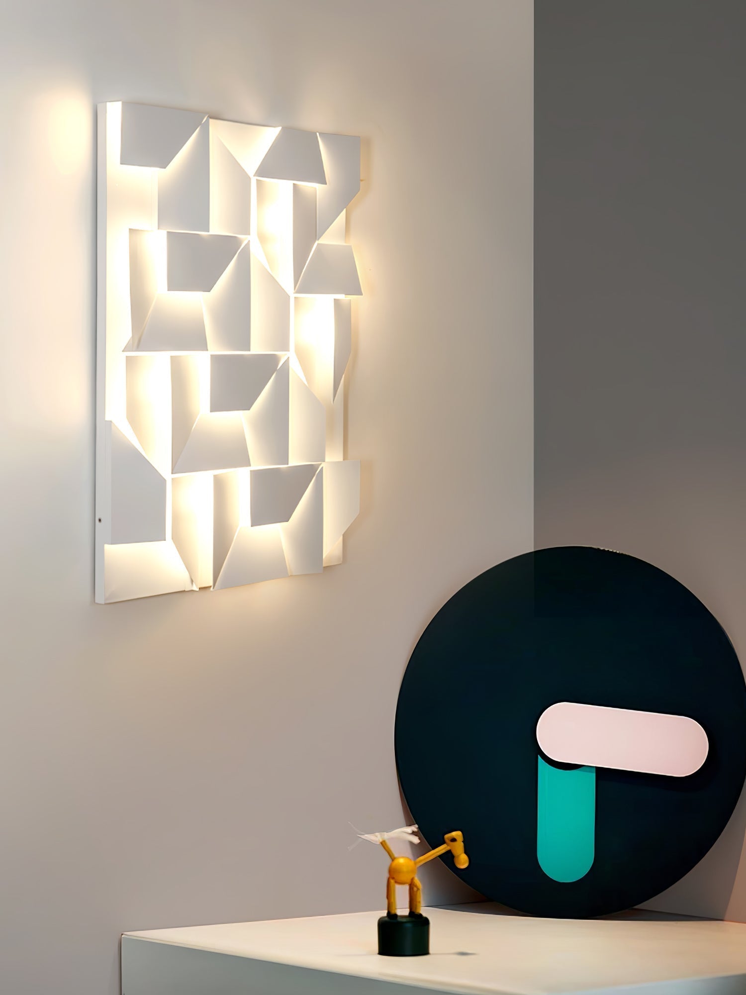 Shadows Grand Sconce - Blowlighting