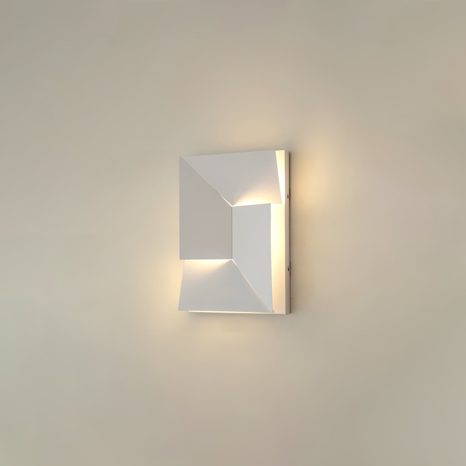Shadows Grand Sconce - Blowlighting