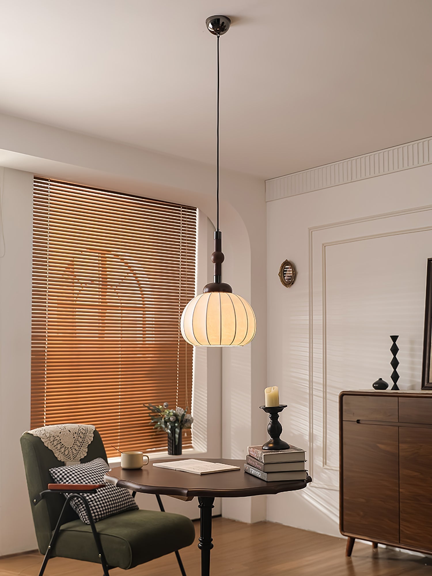 Solari Skandinavische Pendelleuchte aus Seidenholz-Letslighting