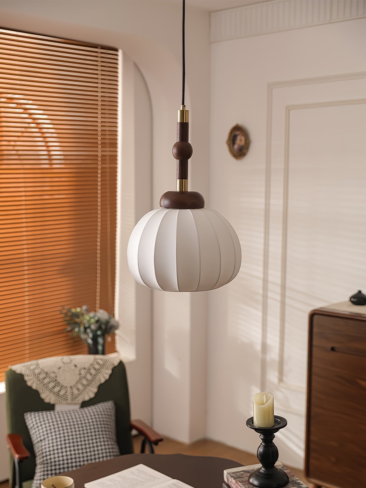 Solari Skandinavische Pendelleuchte aus Seidenholz-Letslighting