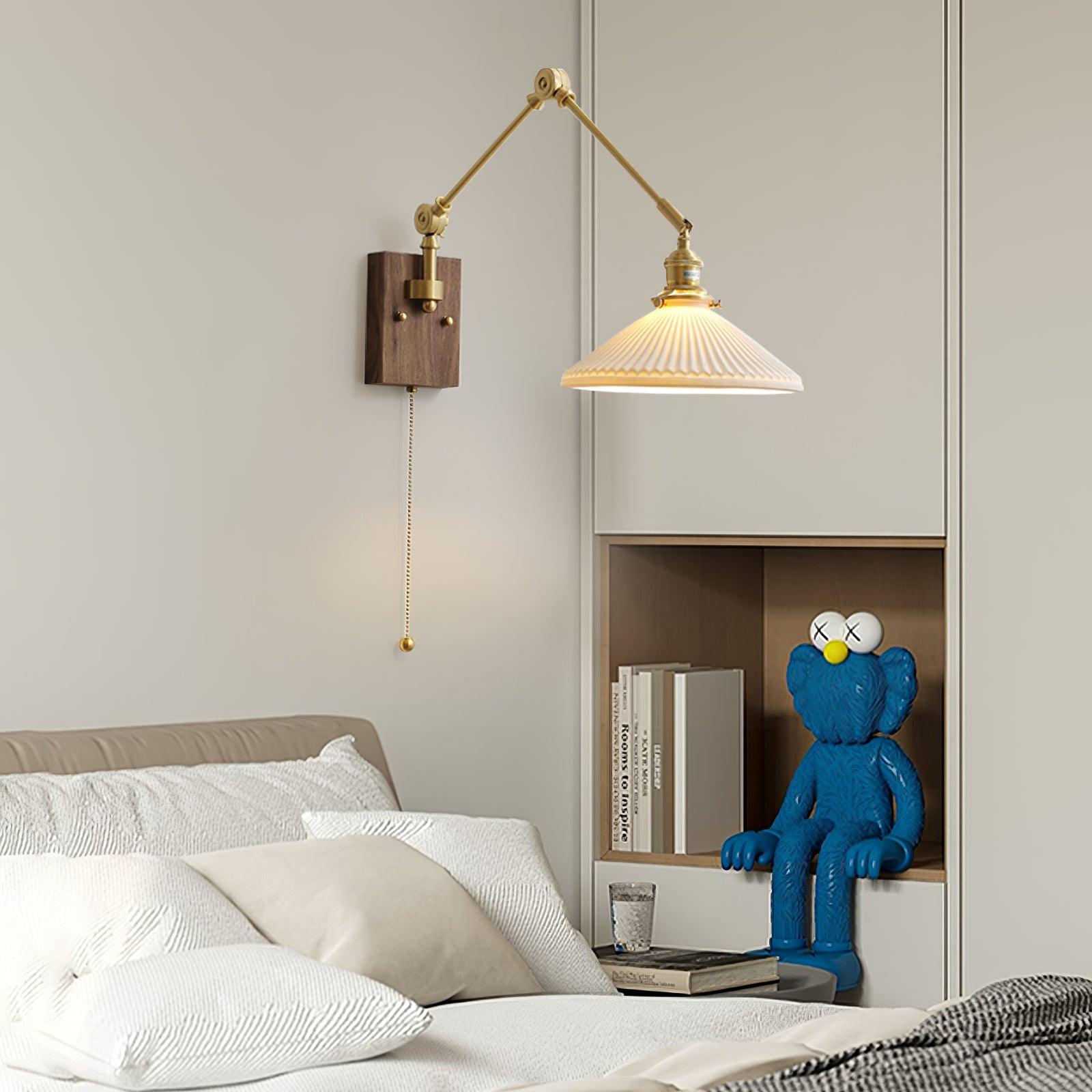 Wandleuchte Verstellbar Arm Gefeilt Schirm Walnuss Basis Vintage Task-Letslighting