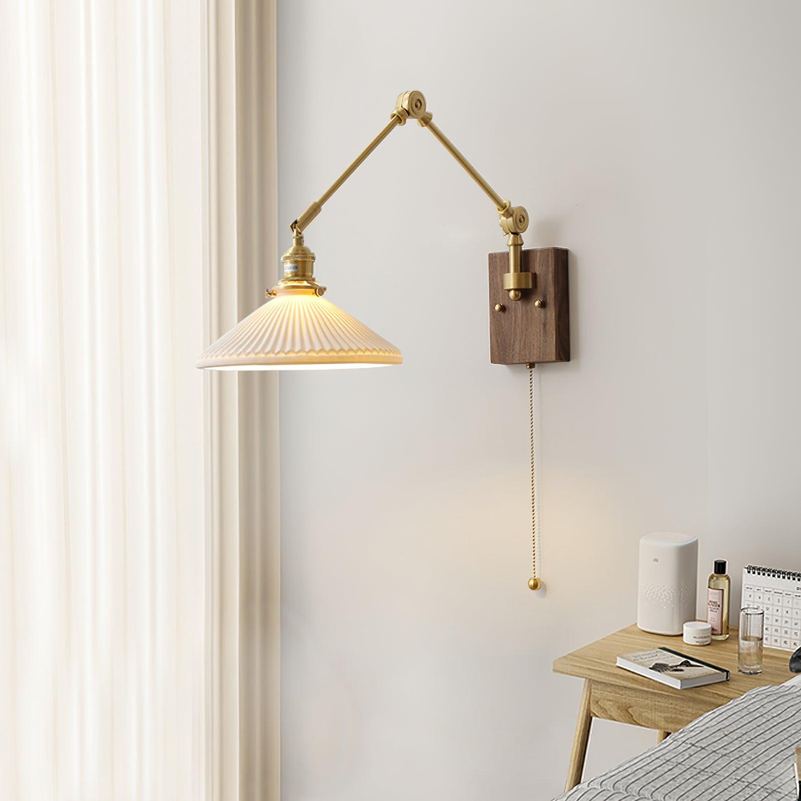 Wandleuchte Verstellbar Arm Gefeilt Schirm Walnuss Basis Vintage Task-Letslighting