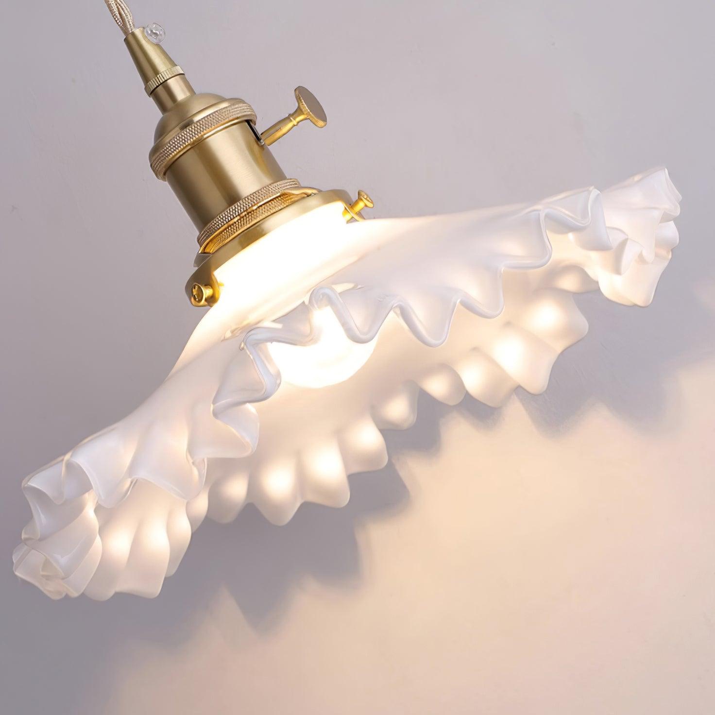 Pendelleuchte Glas Rüschen Schirm Messing Warmer-Letslighting