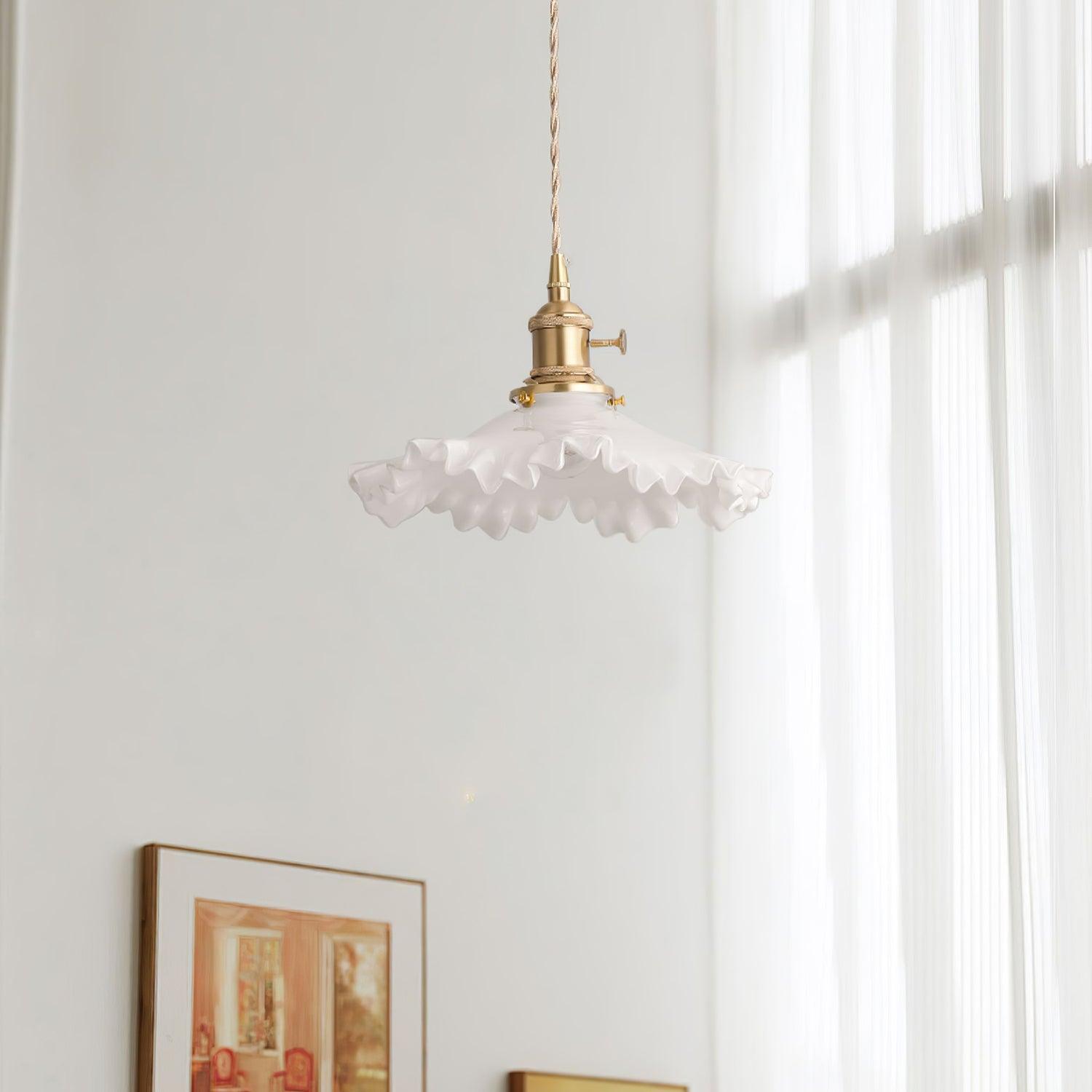Small Floral Pendant Lamp - Blowlighting