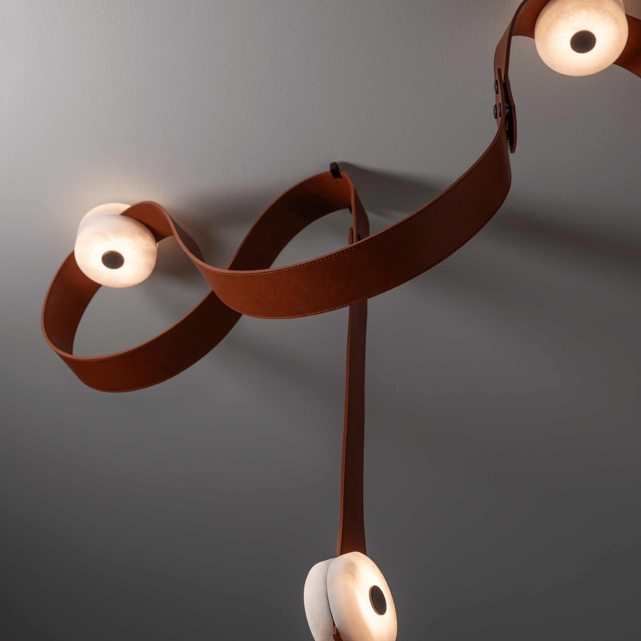 Snaps LED Floor-to-Ceiling Lamp - Letslighting