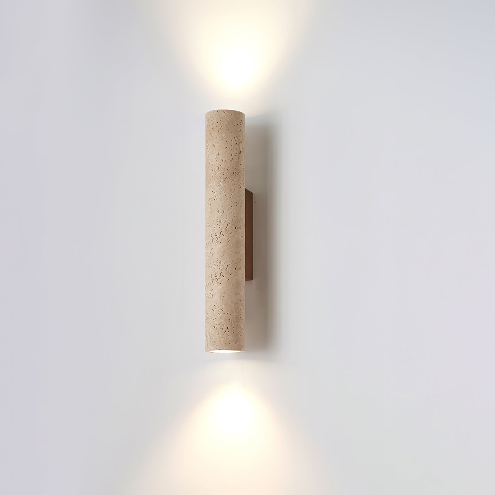 Olvaros Schlanker Zylinder Travertin Wandleuchte-Letslighting