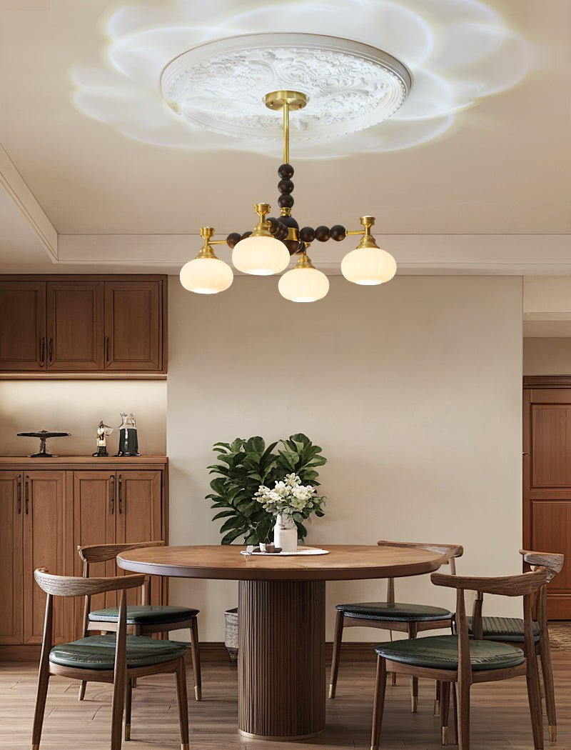 Avdorira Eleganter Vintage-Kronleuchter aus Messing und Holz-Letslighting