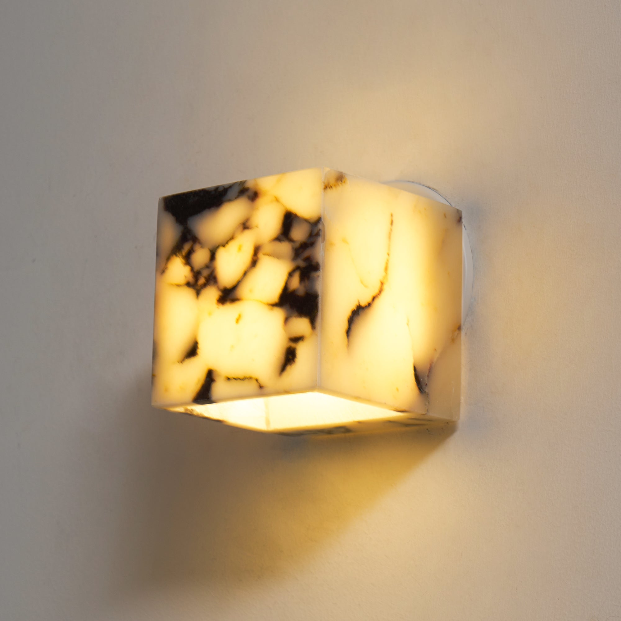 Illaee Quadrat Marmor Wandleuchte-Letslighting