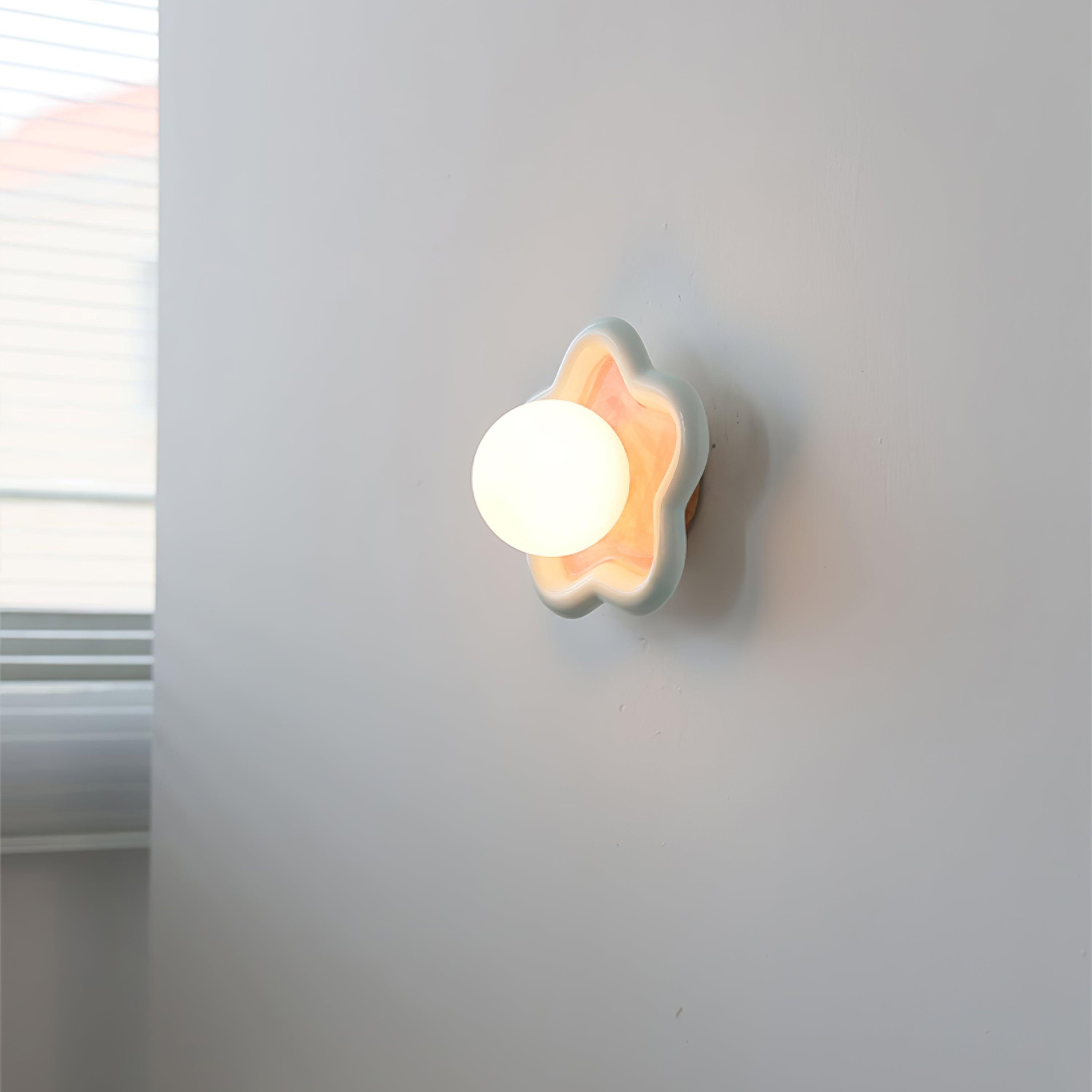 Petani Rosa Gelbe Blumen-Wandleuchte-Letslighting