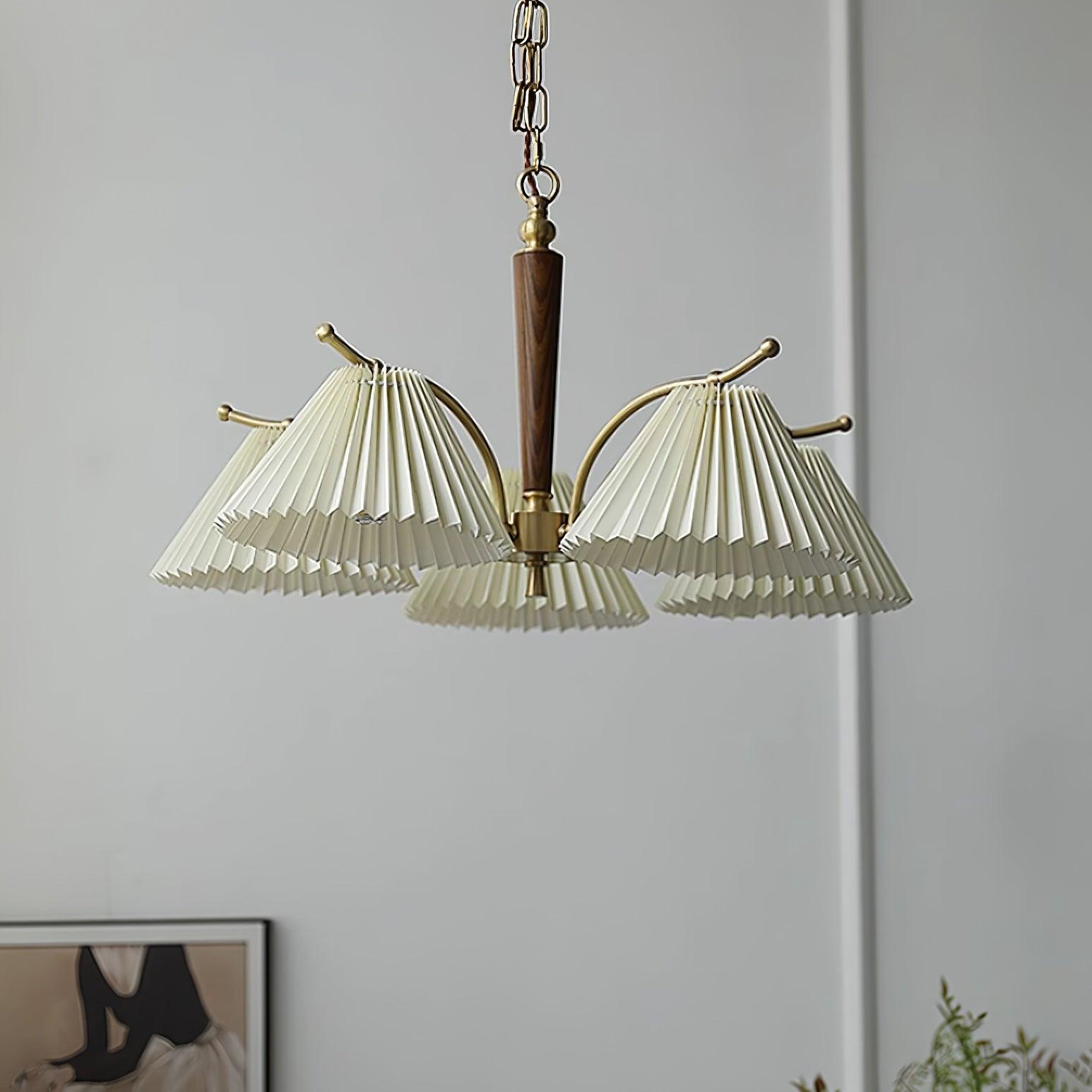 Kronleuchter Gefeilt Stoff Schirme Walnuss Messing Arme Warm Retro-Letslighting