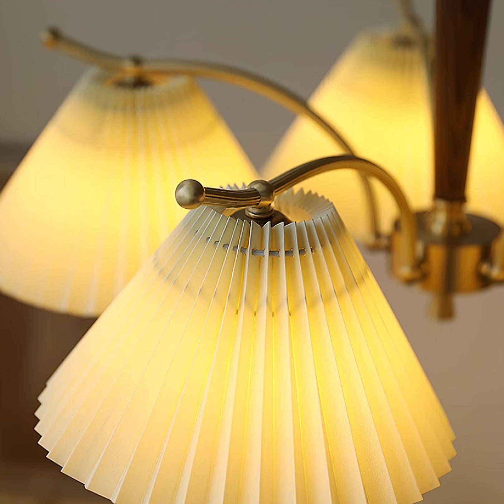 Kronleuchter Gefeilt Stoff Schirme Walnuss Messing Arme Warm Retro-Letslighting