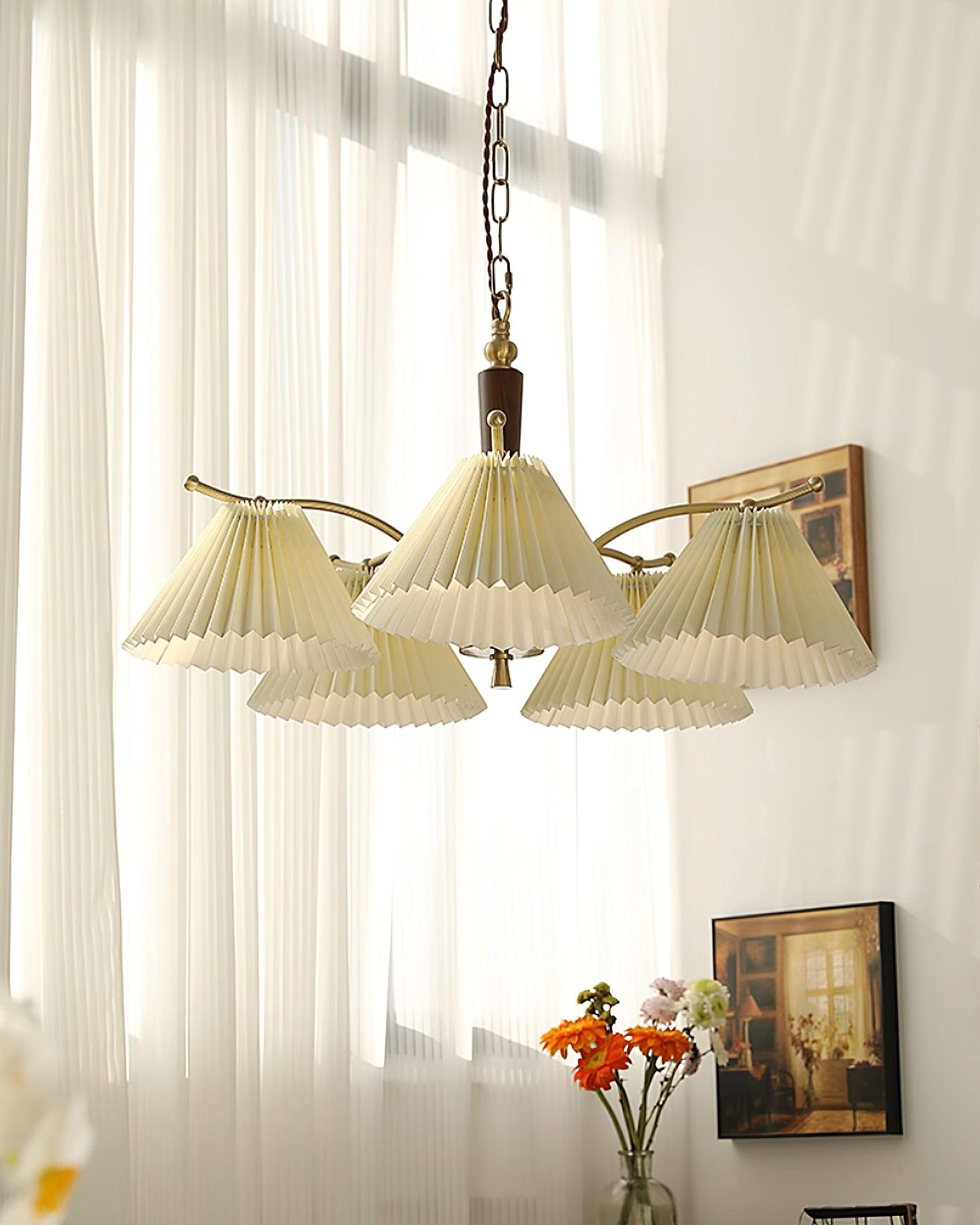 Kronleuchter Gefeilt Stoff Schirme Walnuss Messing Arme Warm Retro-Letslighting