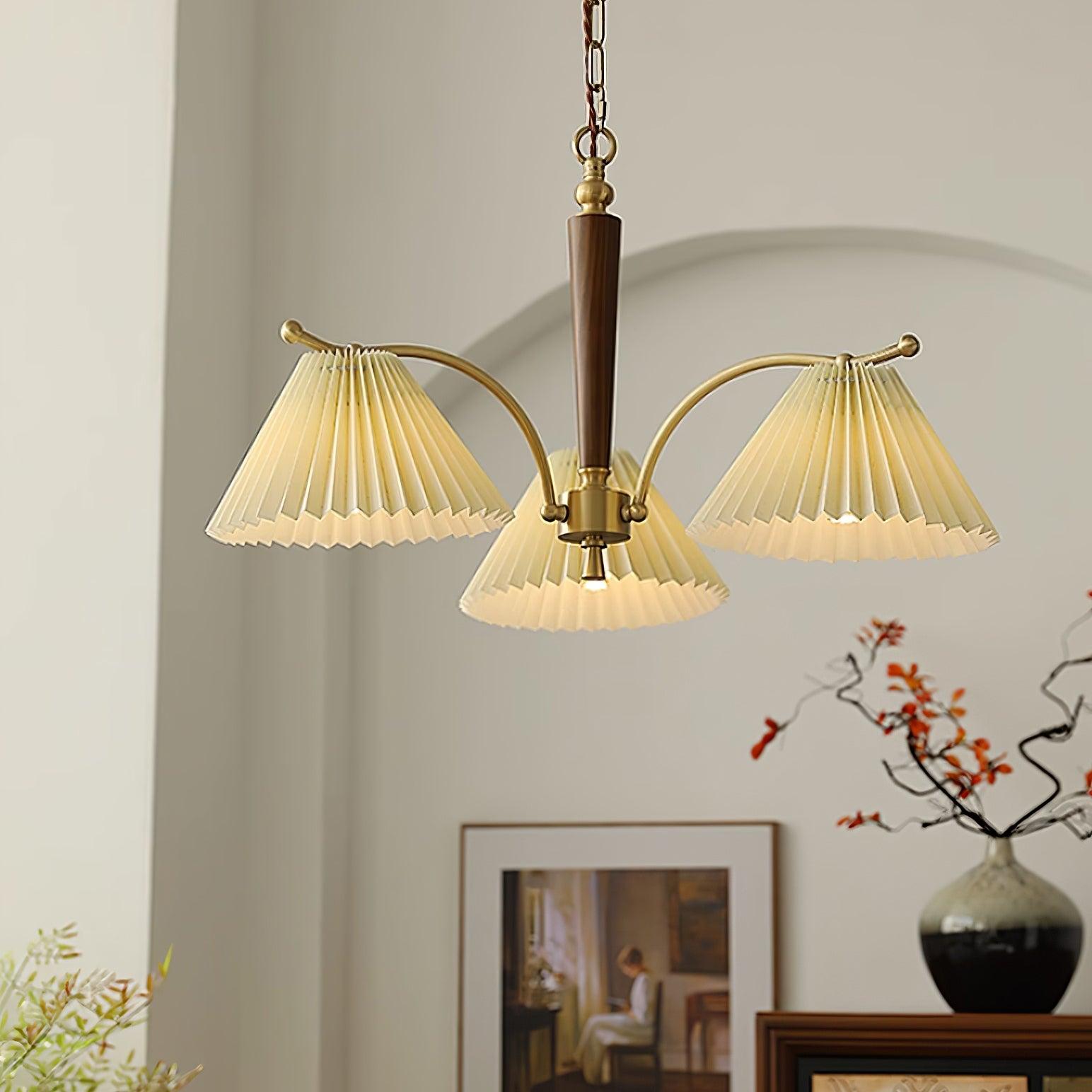 Kronleuchter Gefeilt Stoff Schirme Walnuss Messing Arme Warm Retro-Letslighting