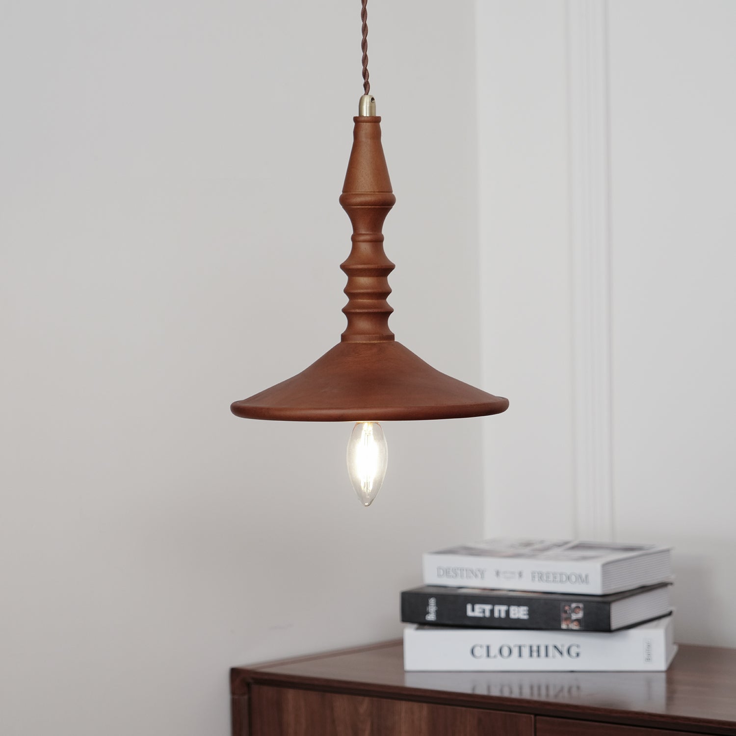 Pendelleuchte Holz Nussbaum Schirm Modern Gemütlich-Letslighting
