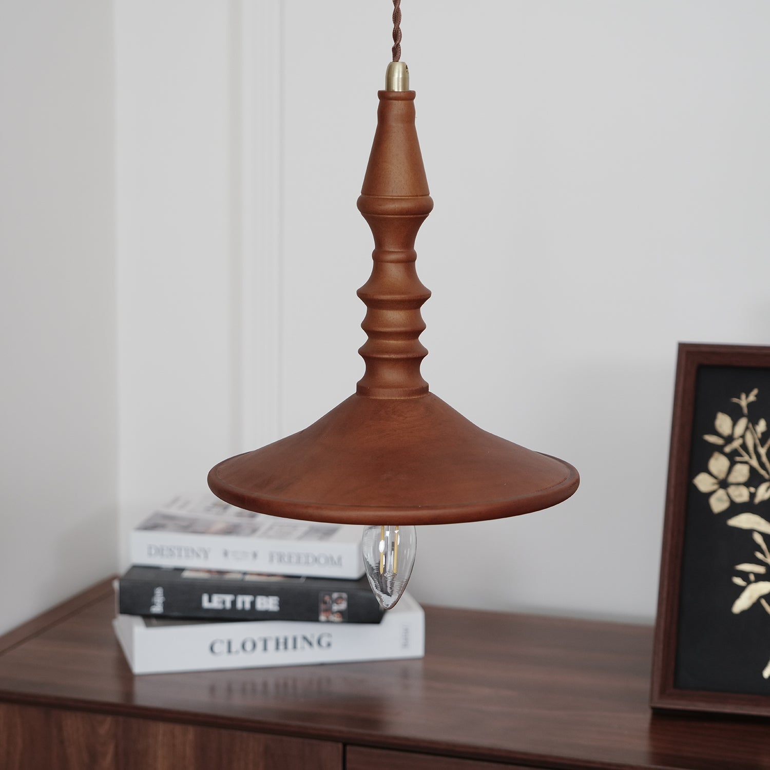 Pendelleuchte Holz Nussbaum Schirm Modern Gemütlich-Letslighting