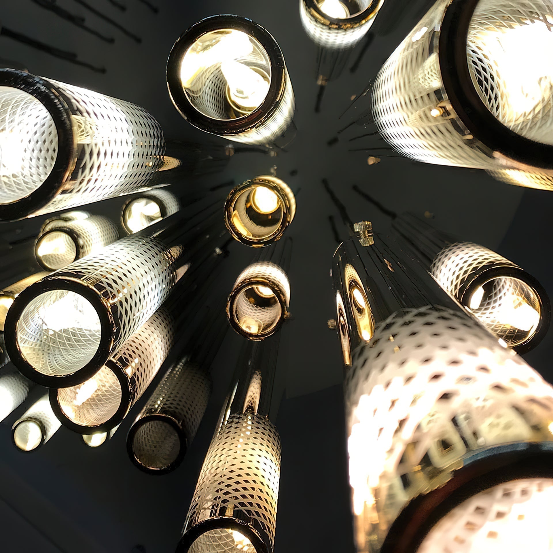 Ovynira Kronleuchter mit goldenen Stäben-Letslighting