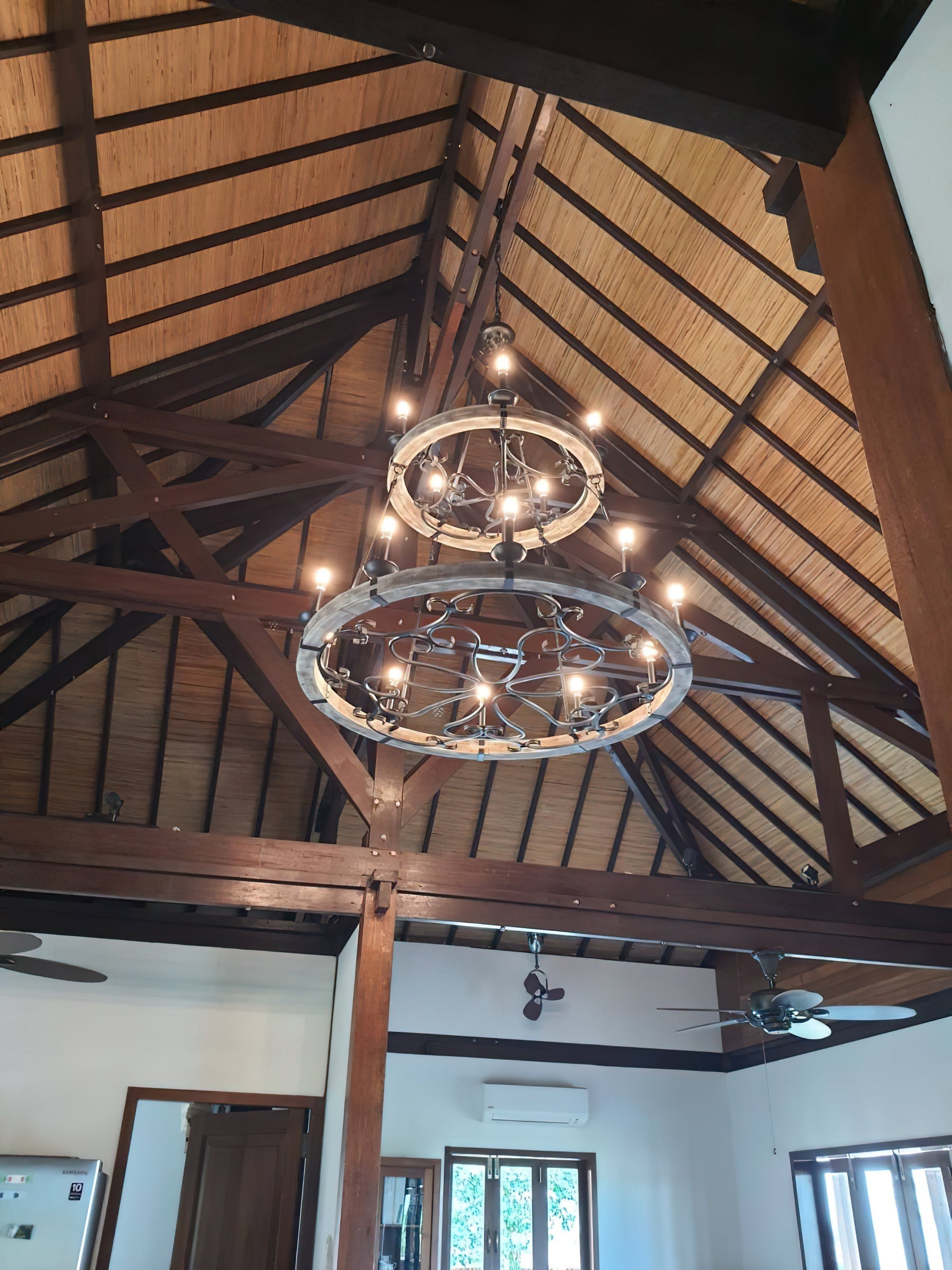 Evtalen Holz Vintage Industrial Kronleuchter-Letslighting