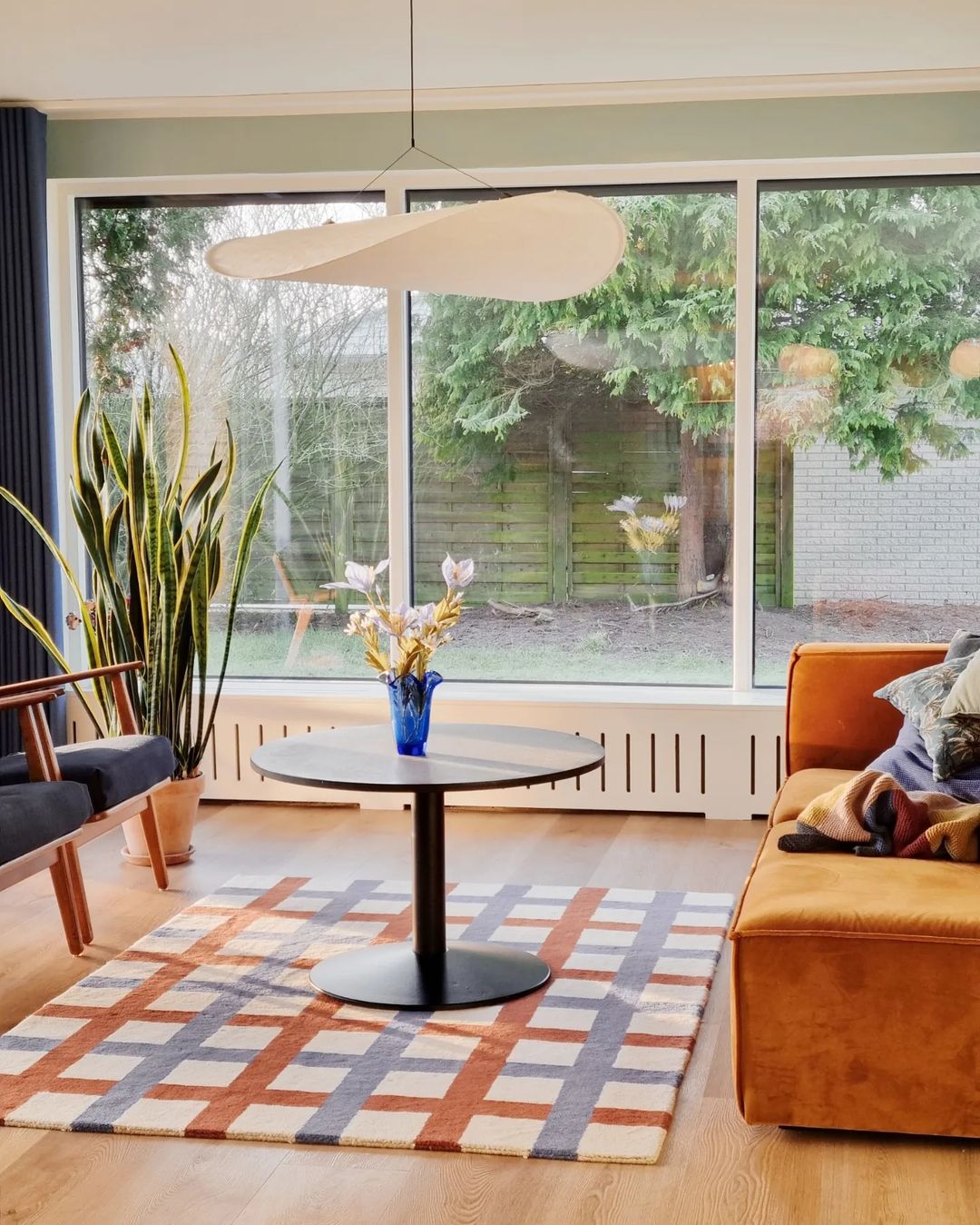 Tense Tyvek Pendant Lamp - Blowlighting