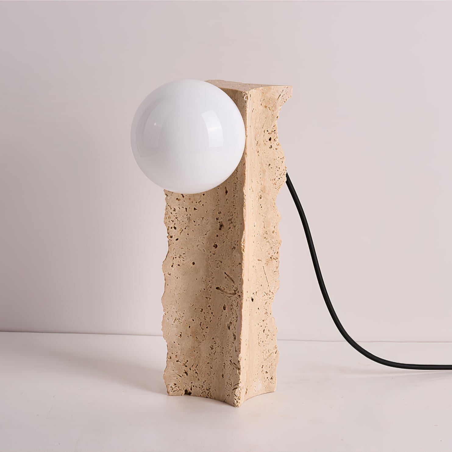 Vyrnora Travertin-Platten-Tischlampe-Letslighting