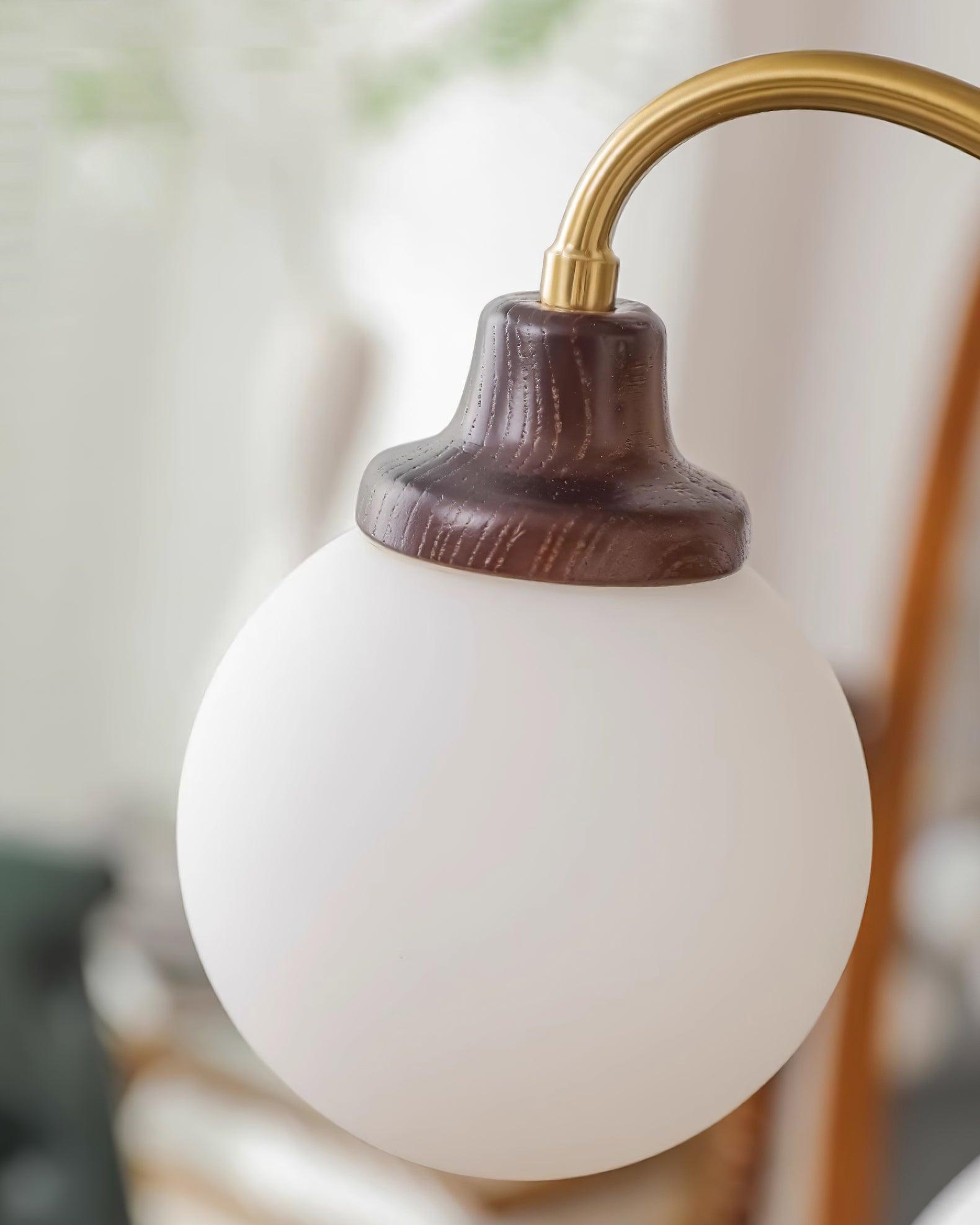 Marley Vintage Kronleuchter aus Holz und Glas-Letslighting