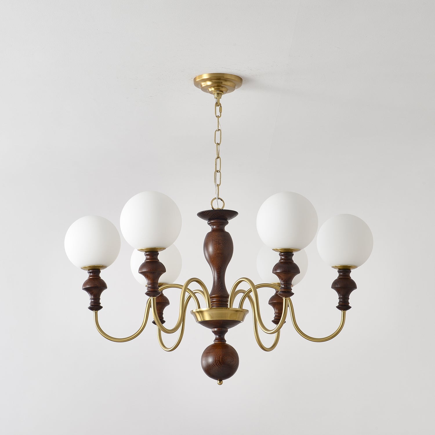 Lustra Kronleuchter Holz Messing Zeitlos Globus-Letslighting
